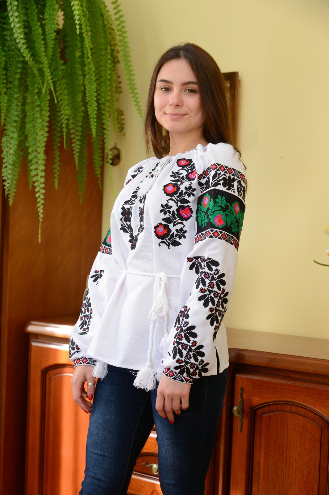 Ukrainian embroidered traditional shirt for ladies, blouse, sorochka vyshyvanka