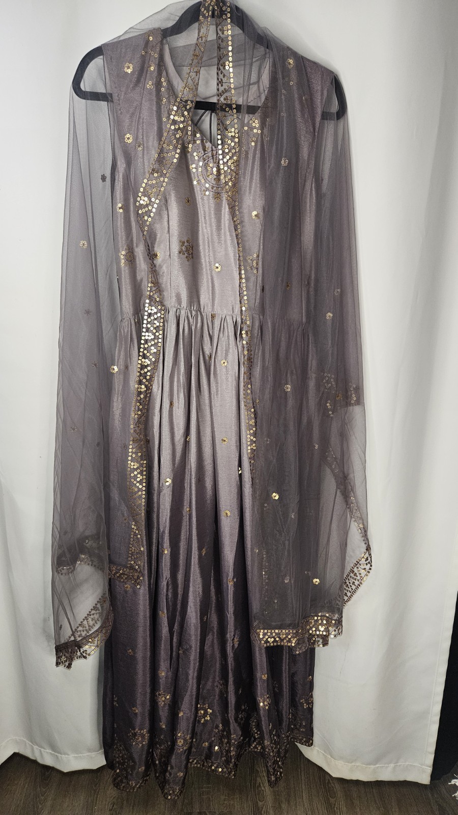 Panash Purple Embroidered Sleeveless Anarkali Suit w Sheer Dupatta Sz 36 US Med