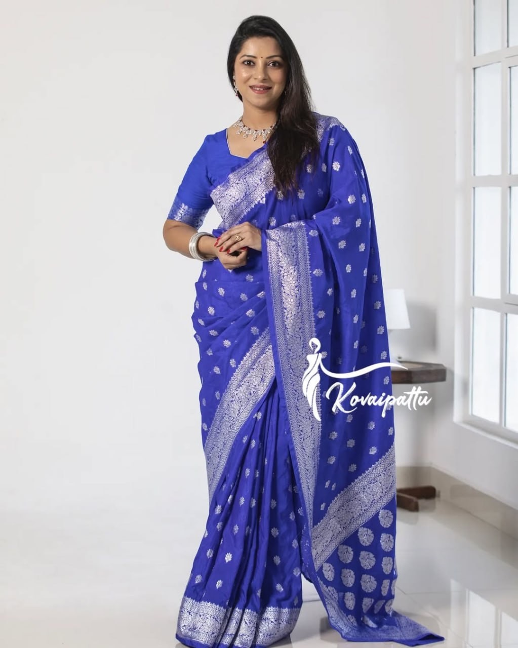 Royal Blue Silk Saree with Elegant Silver Zari Work – Traditional Floral Butta