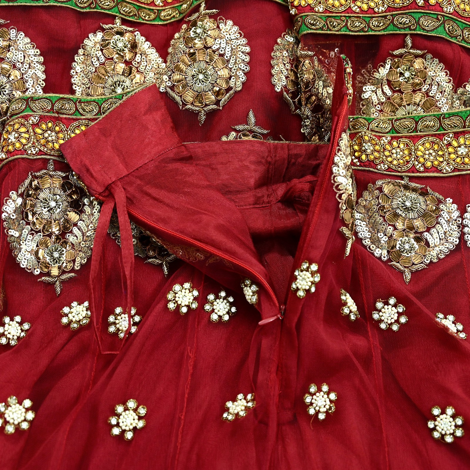 Heavy Pure Chanderi /Net Hand Embroidered Lehenga 3pcs Set Designer Sabyasachi