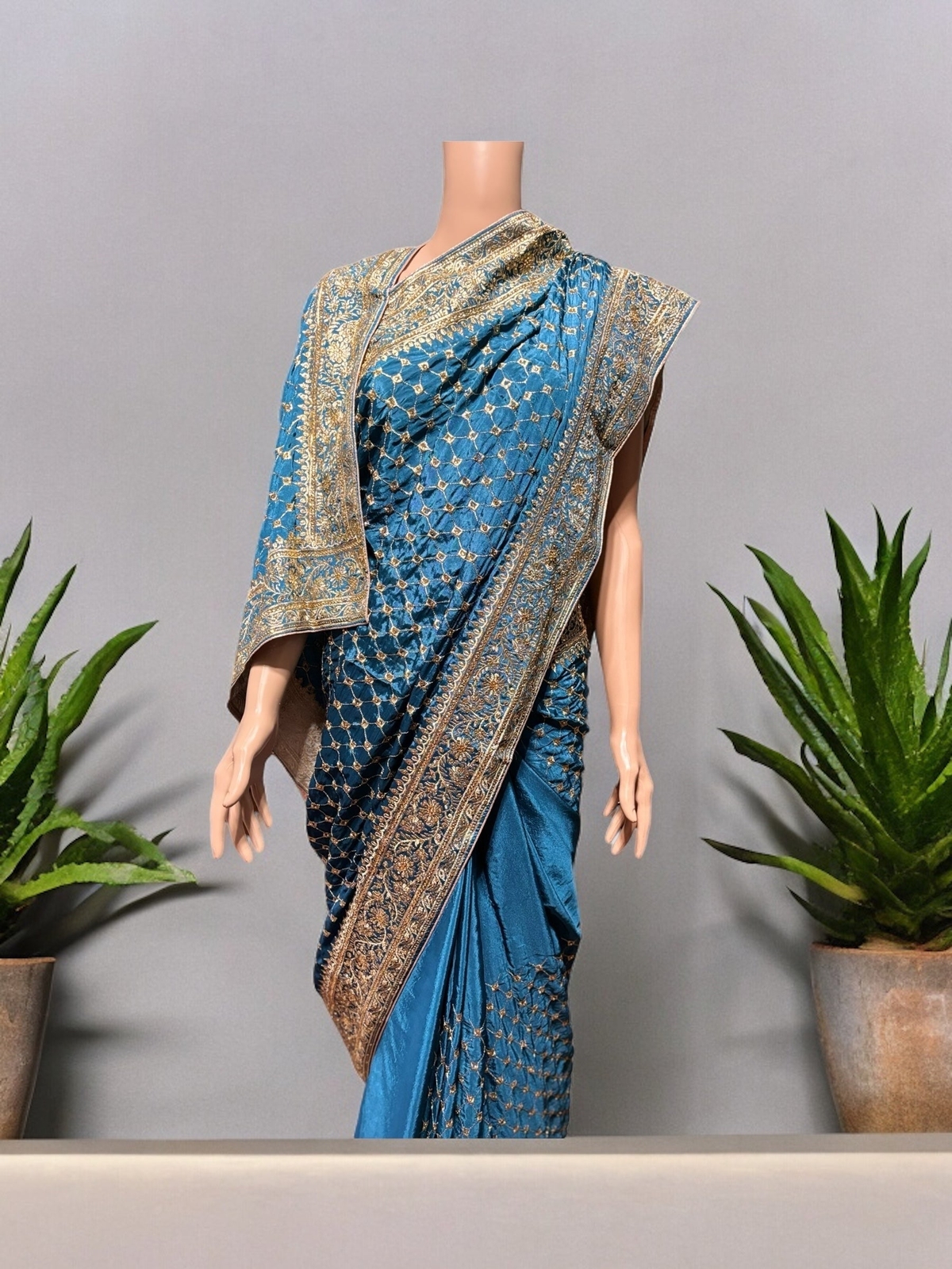 Sublime Simplicity: Traditional Designer Saree