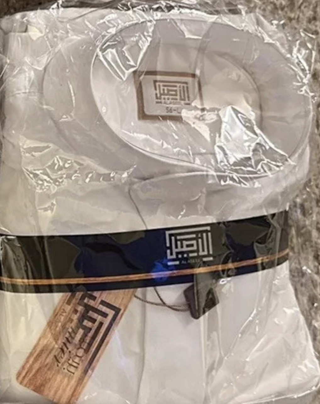 Al Aseel Thobe Saudi Style Full Sleeves Different Sizes & Colors