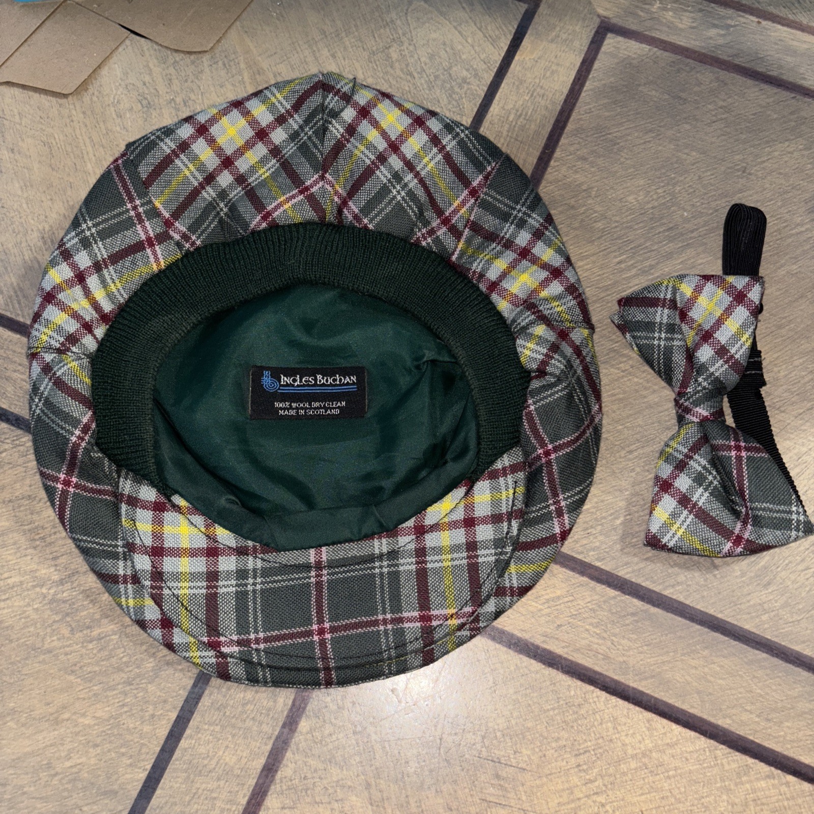 Ingles Buchan Wool Flat Cap Golf Tartan Plaid w/ Matching Tie Made in Scotland