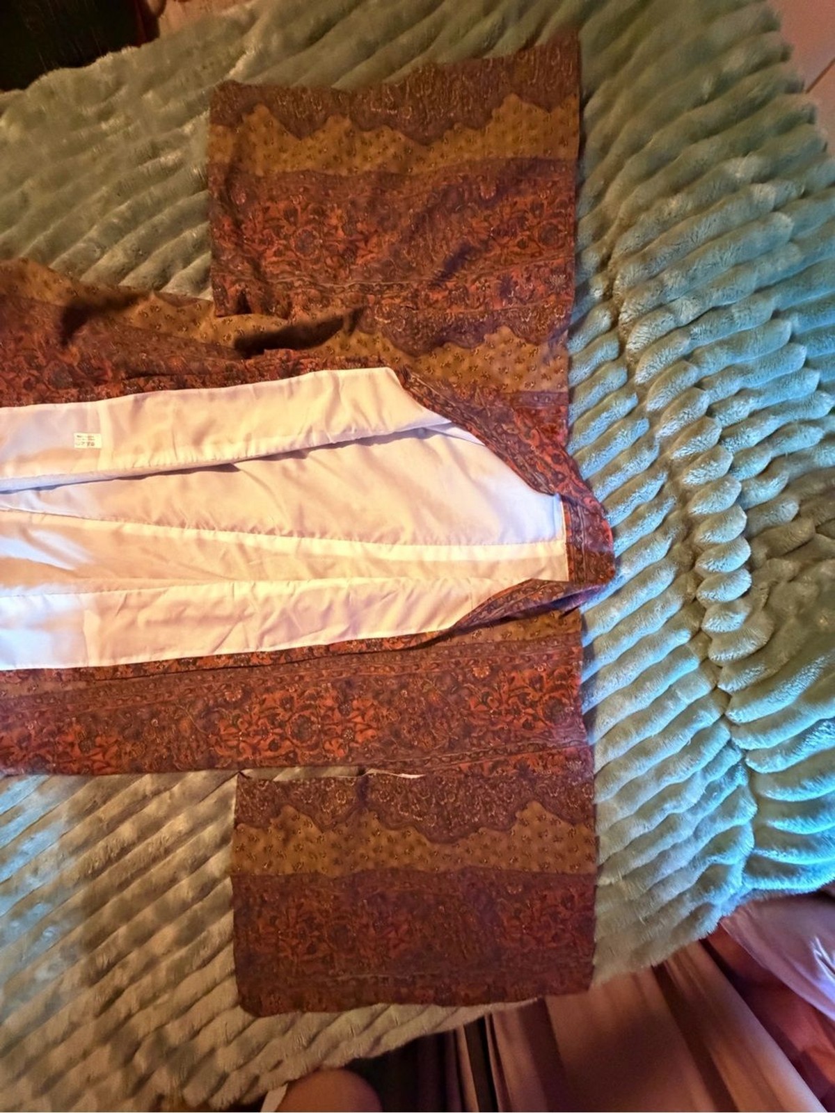 Men’s Kimono Yukata in red & Rust Fully lined with 2 pair of white Tabi socks