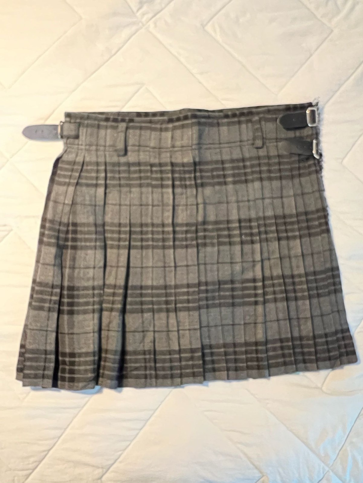 All Safe Trading Scottish Design Grey Watch Tartan Pleated Kilt with Leather Str
