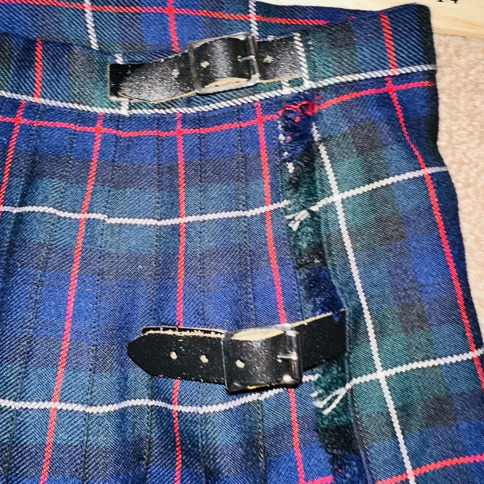 Vintage Hector Russell Tartan Kilt Skirt Made in Scotland Pure New Wool 26 Waist
