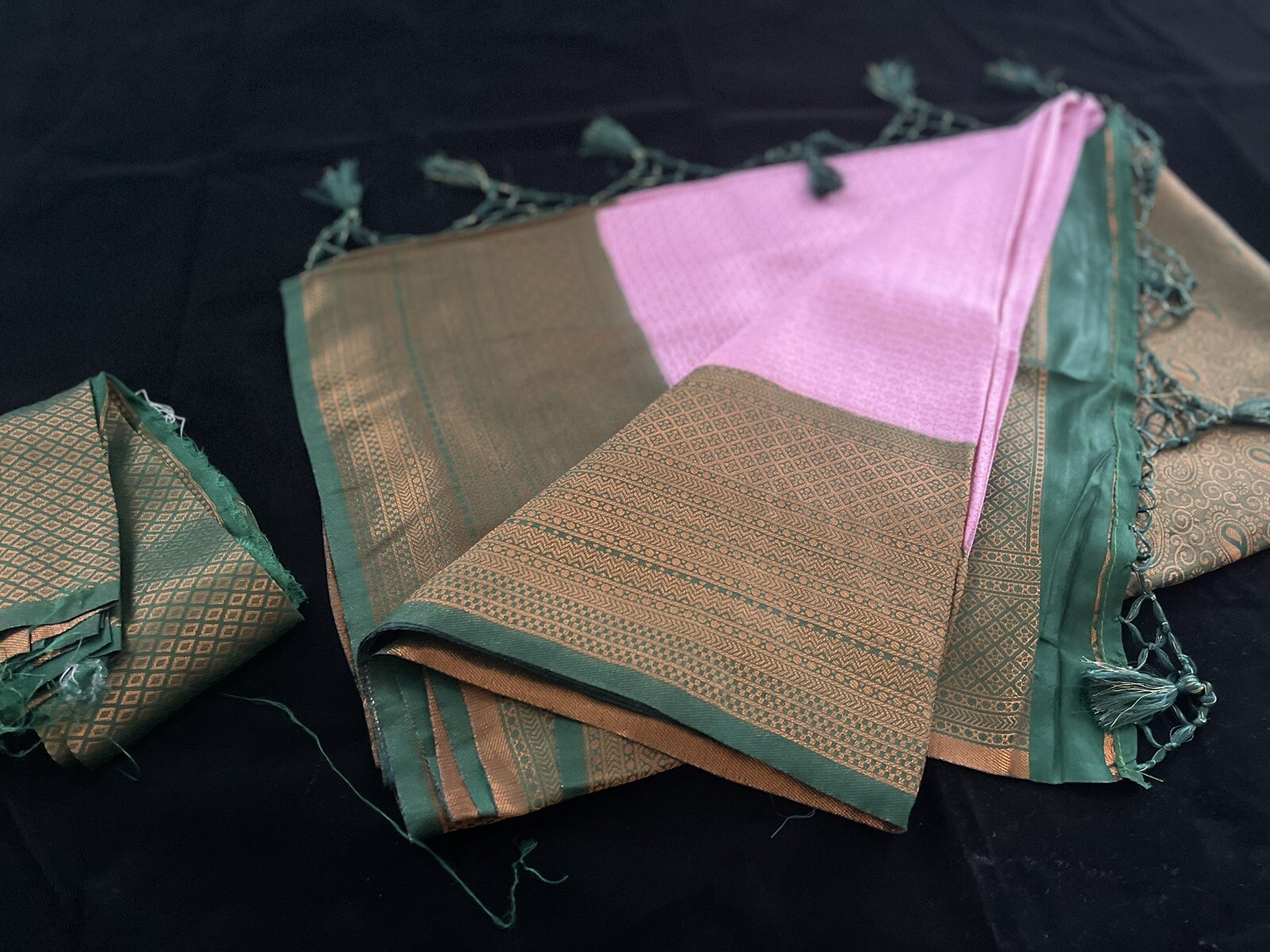 saree unstitched blouse pico and fall done Pink Saree With Green Border Contrast