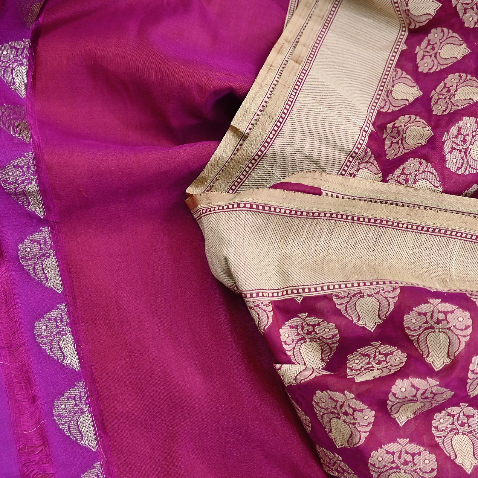 Indian Vintage Heavy Sari Purple & pink Hand Woven Saree 100% Pure Silk Zari 5Yd
