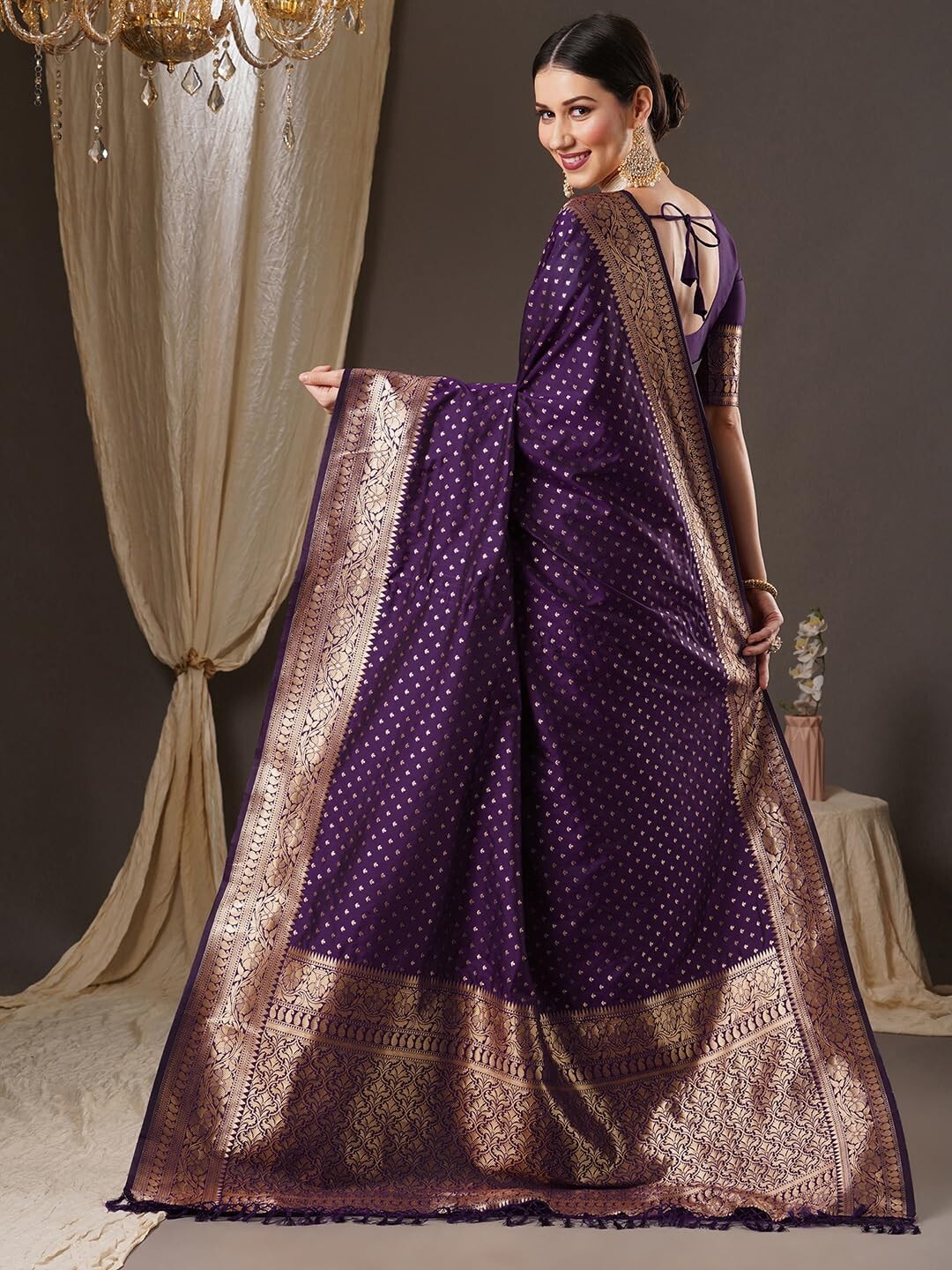 Women’s Banarasi Silk Blend Ethnic Motif Zari Work Saree With Unstitched Blouse