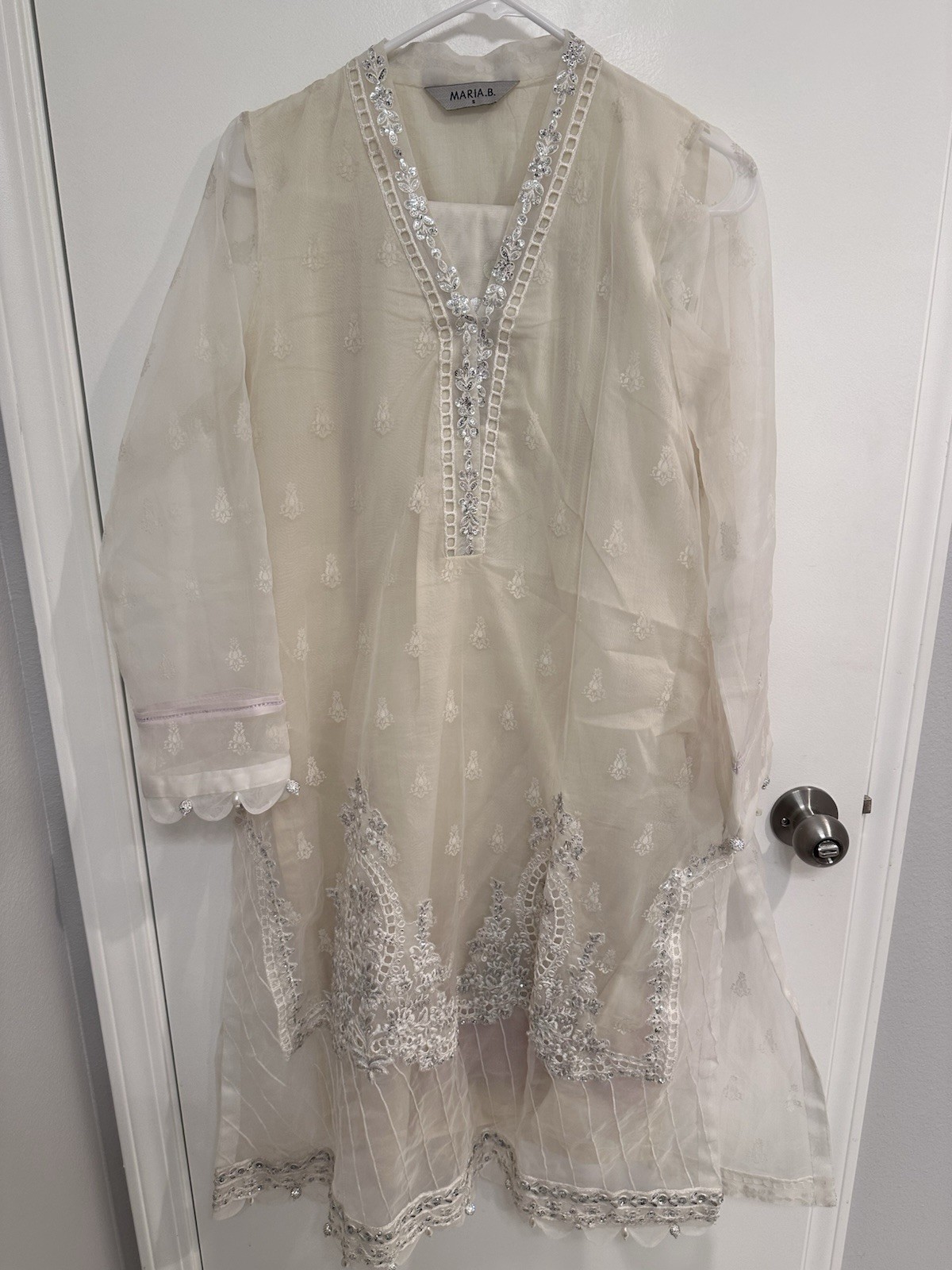 Authentic Maria b White Organza Suit With Pink Green Dupatta Salwar Kameez Small