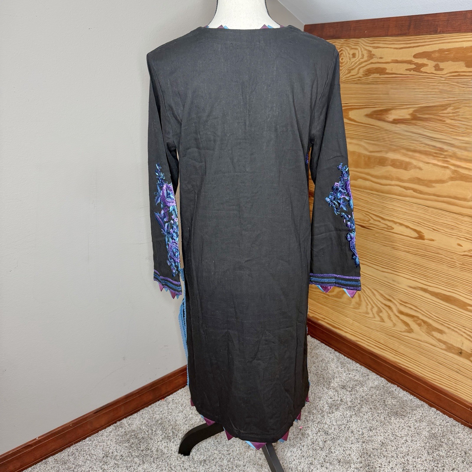 Sana Safinaz Floral Embroidered Kurta Tunic Medium M Black Blue Purple Pakistani