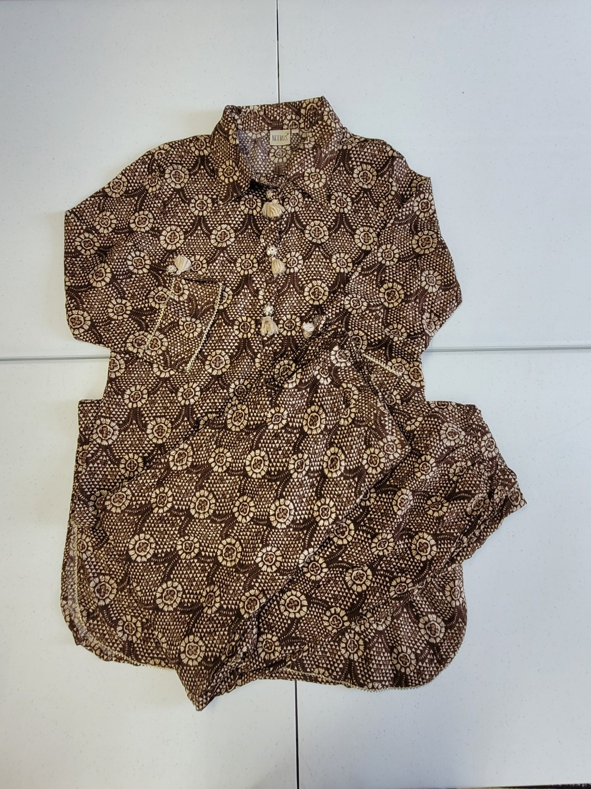 Neerus Indian Ethnic Wear Women’s XL Brown Patterned Kurta Tunic Gold Trim