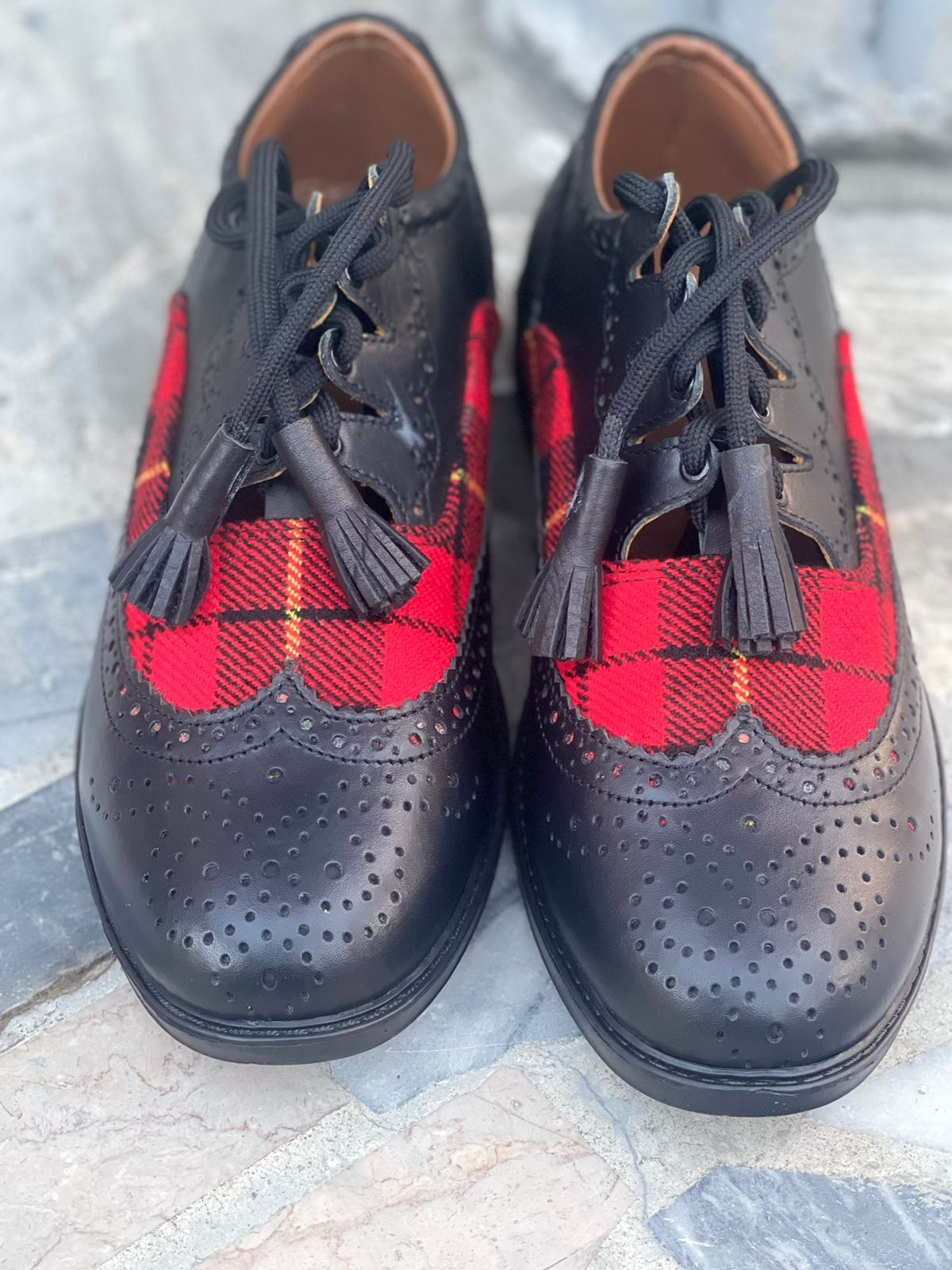 Mens Rare Scottish Tartan Kilt Outfit 6 PCS Wedding kilt set With Tartan Shoes