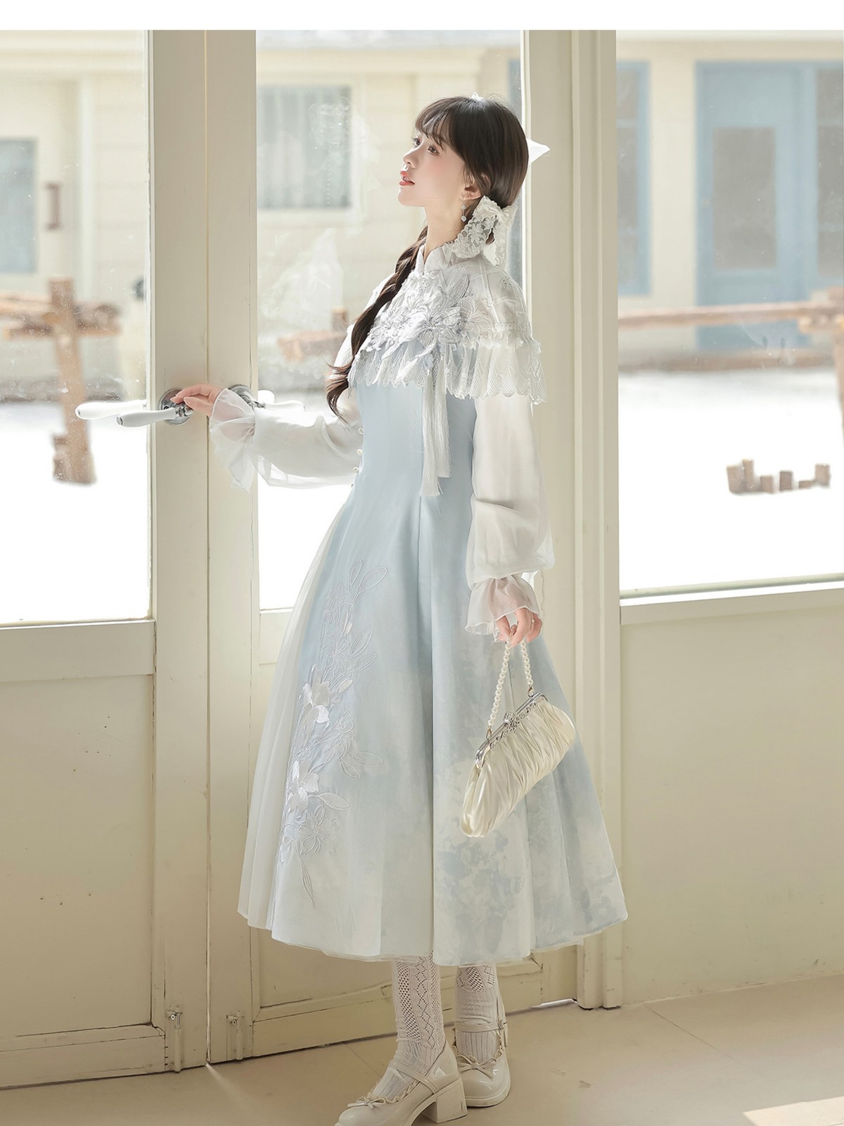 “Lily Dew” Modern Hanfu Ensemble – Elegant New Chinese Style Dress for Autumn