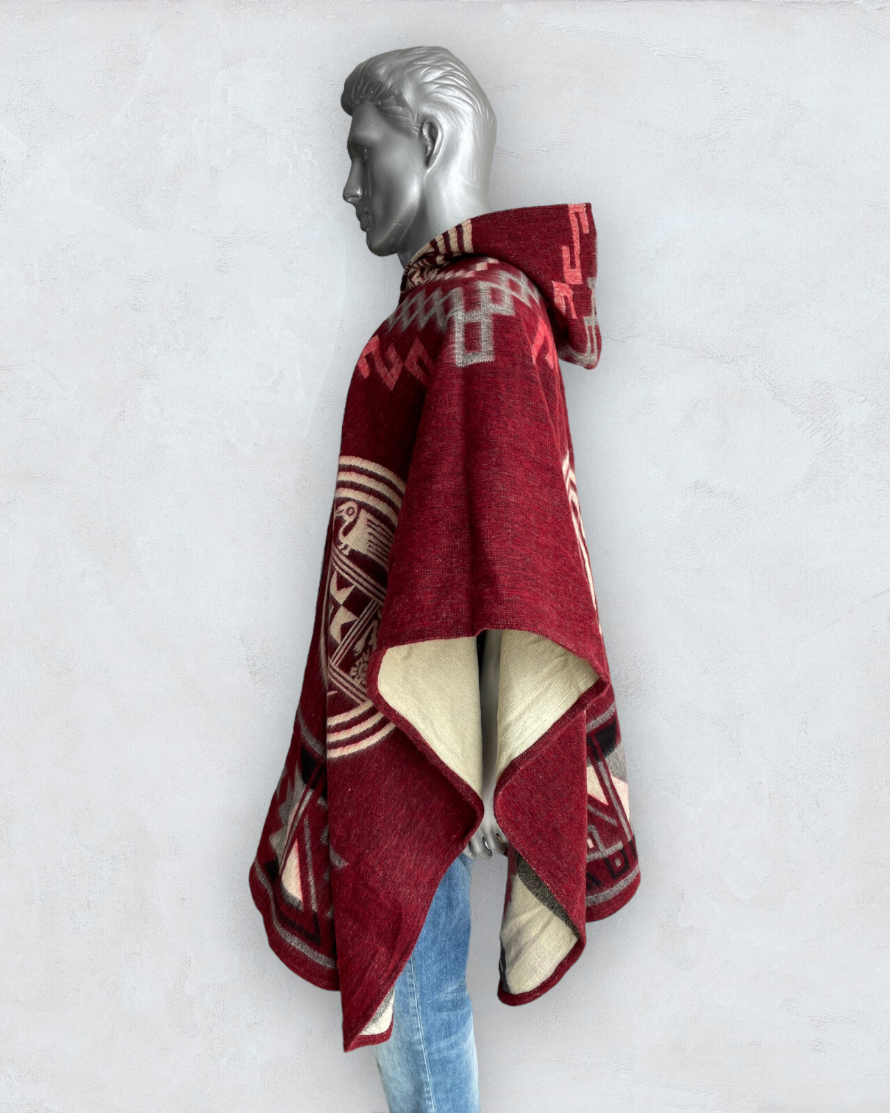 Alpaca Poncho with Hood red | Soft Comfortable Wool | Navajo Design Handcrafted