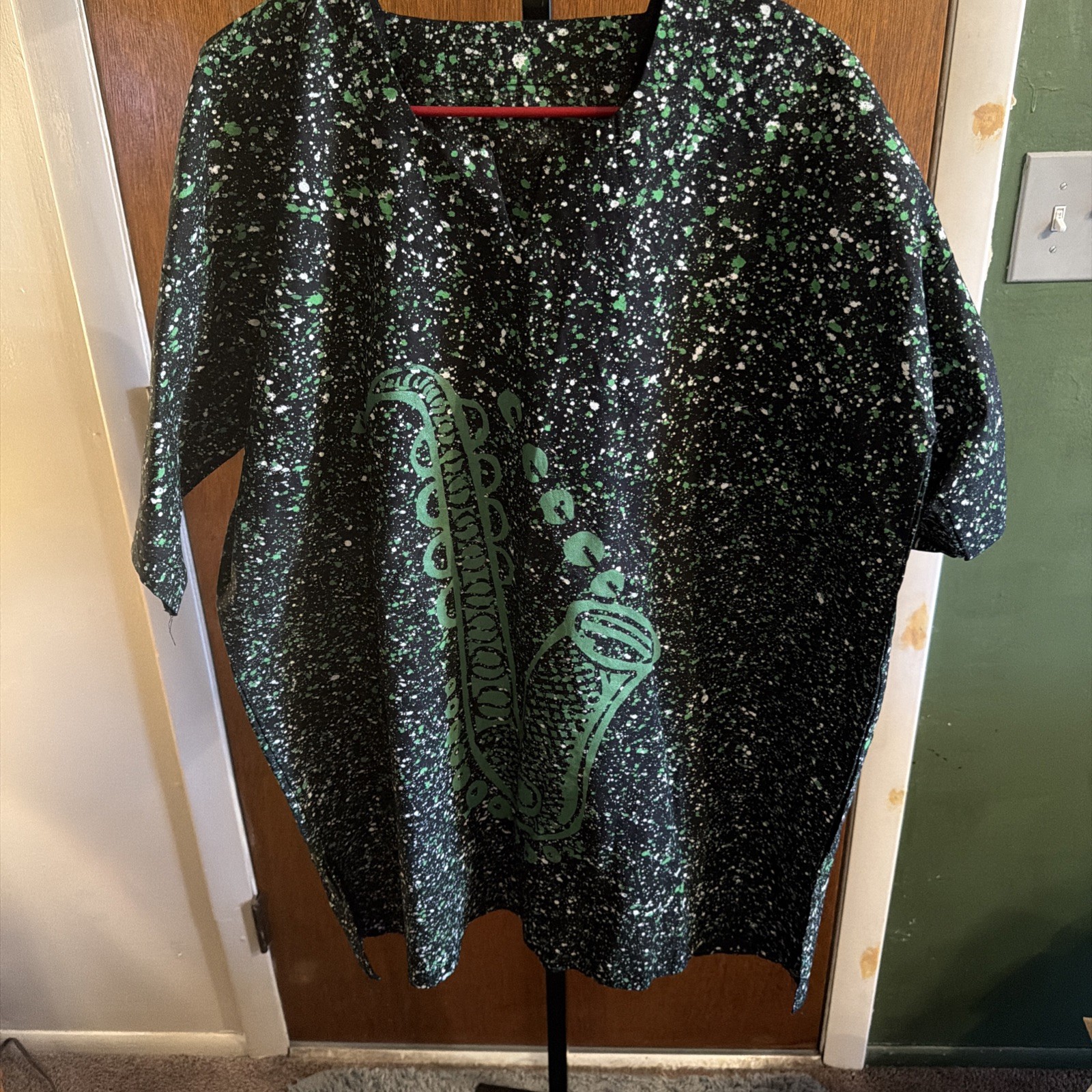 Men’s Dashiki Shirt African Print Saxophone Green/Black One Size Unbranded EUC