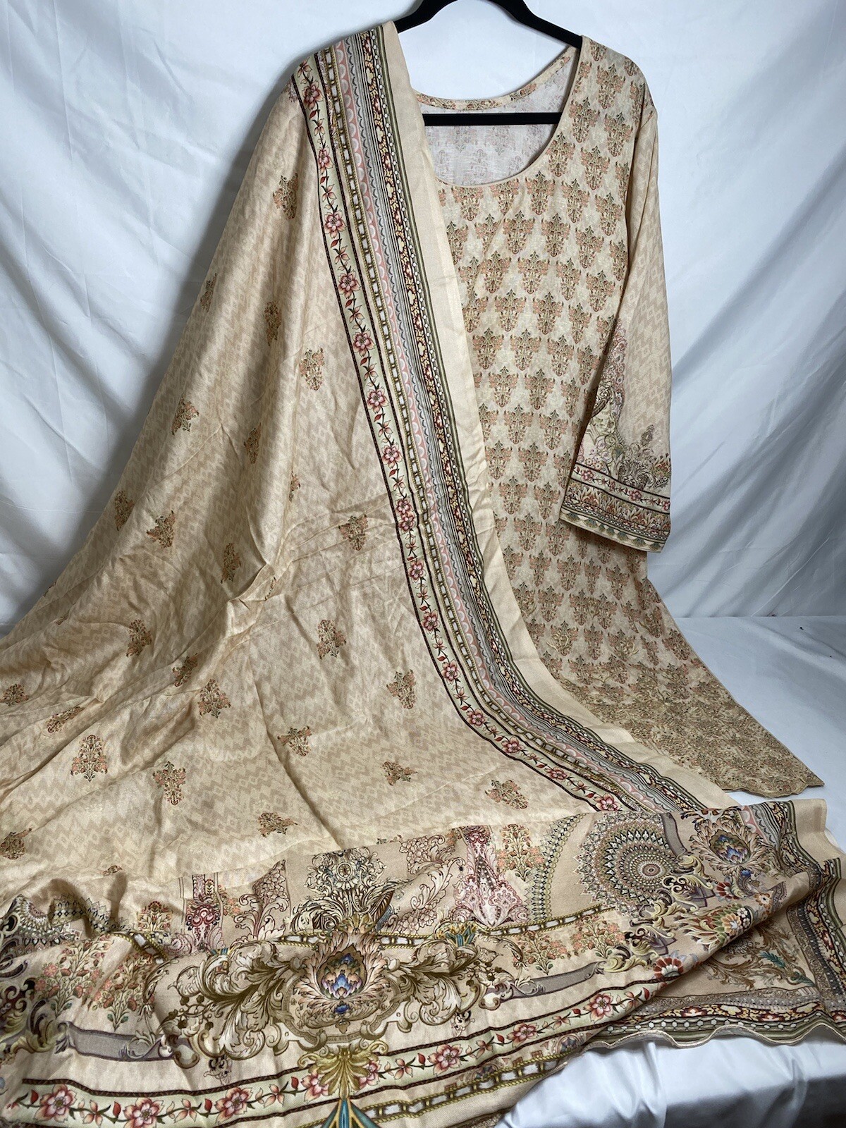 Pakistani Karan chicken Kari/embroidery kameez shalwar 3XL bust 50 Dupatta Shawl
