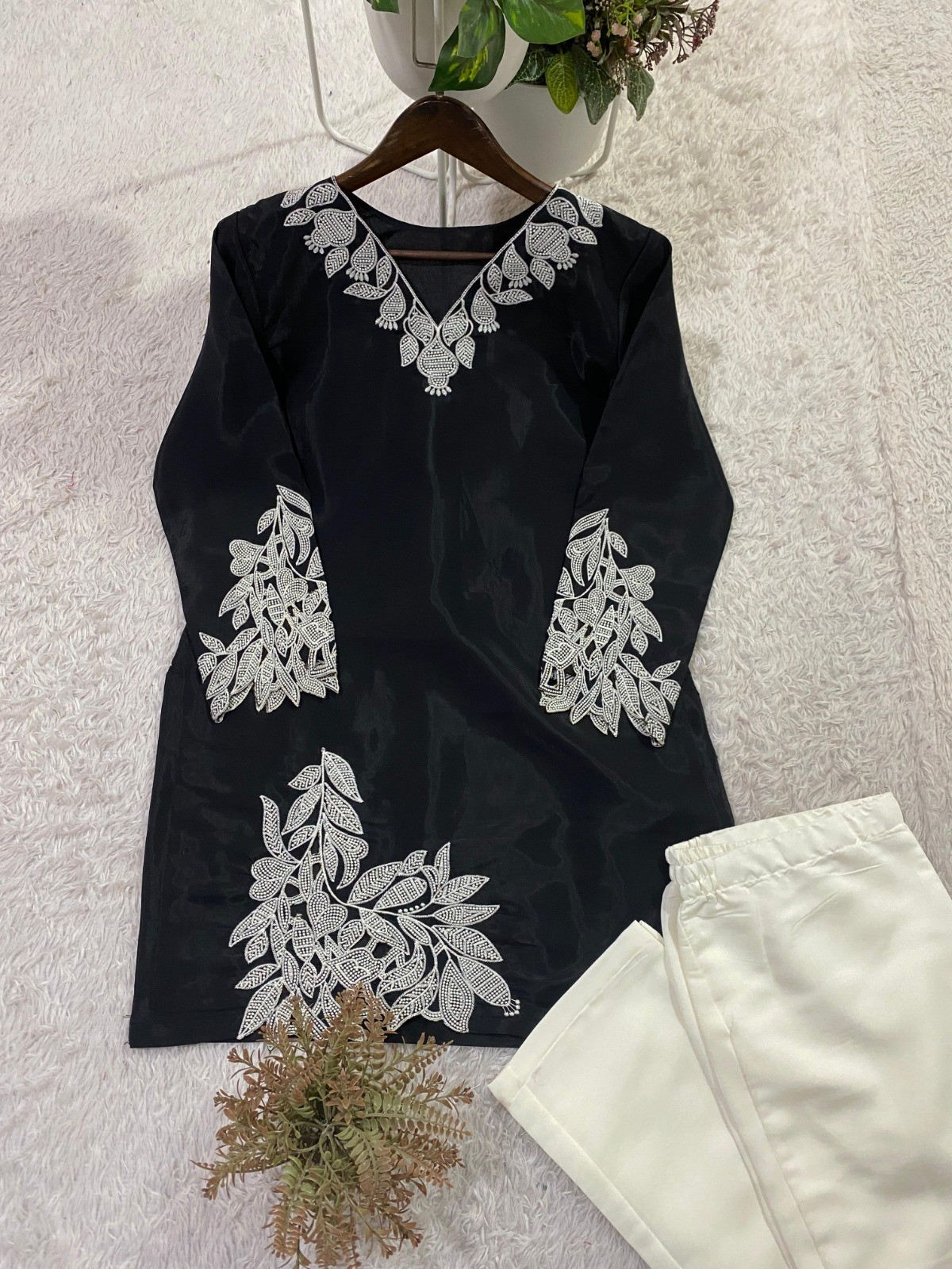 SALWAR KAMEEZ PAKISTANI INDIAN WEDDING PARTY WEAR DRESS BOLLYWOOD SUIT SHARARA