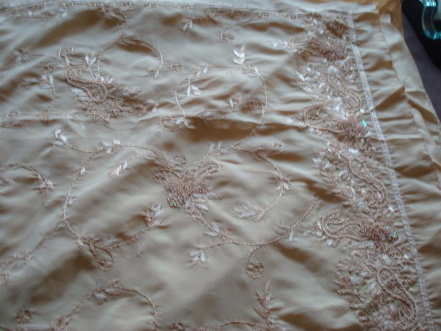 USED CREAM EMBROIDERED POLYESTER/SATIN SARI W/BLOUSE -FREE S&H W/BIN