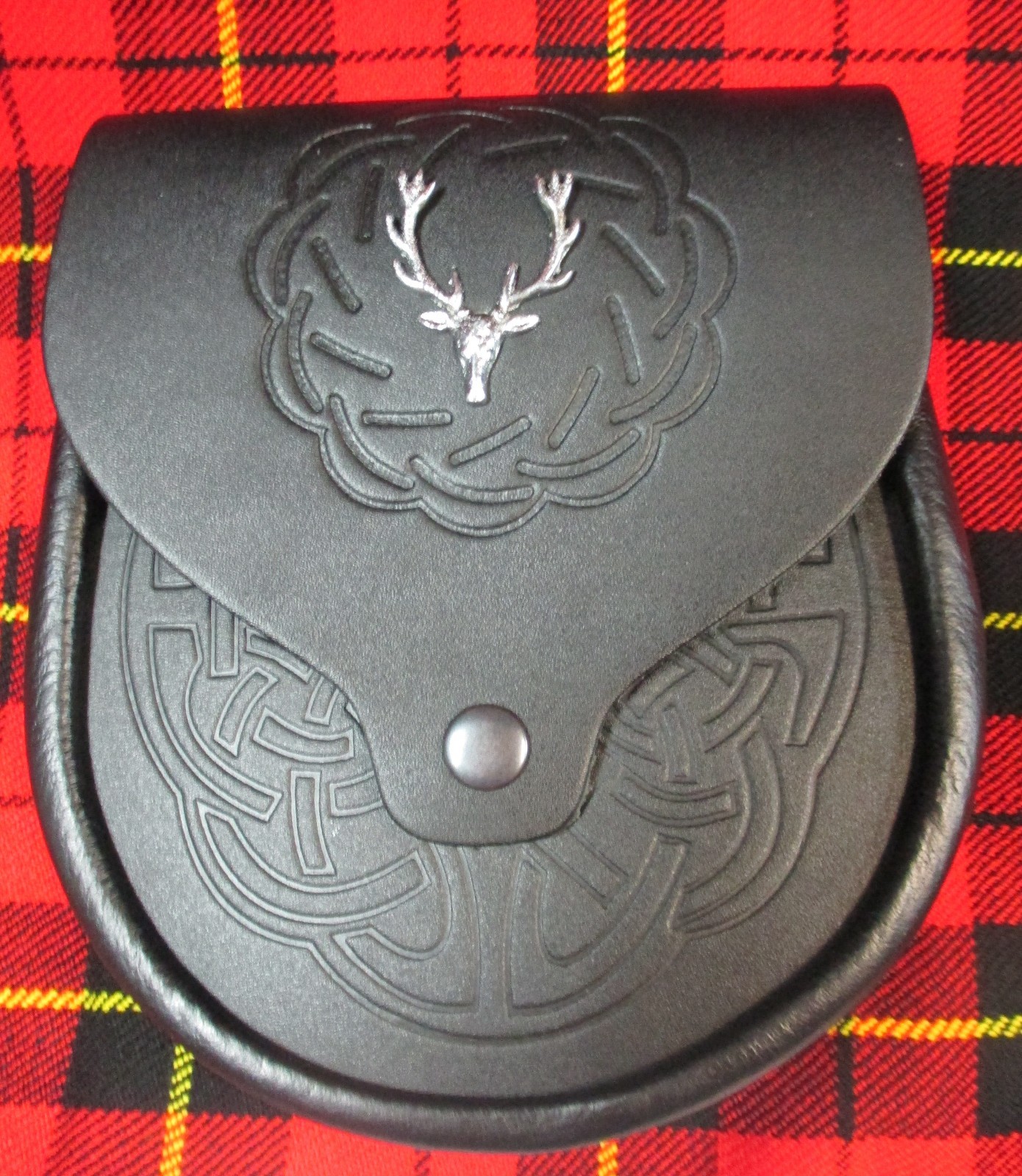 Black Embossed Leather with Stag Head Badge Sporran for Kilts w/ Chain Belt