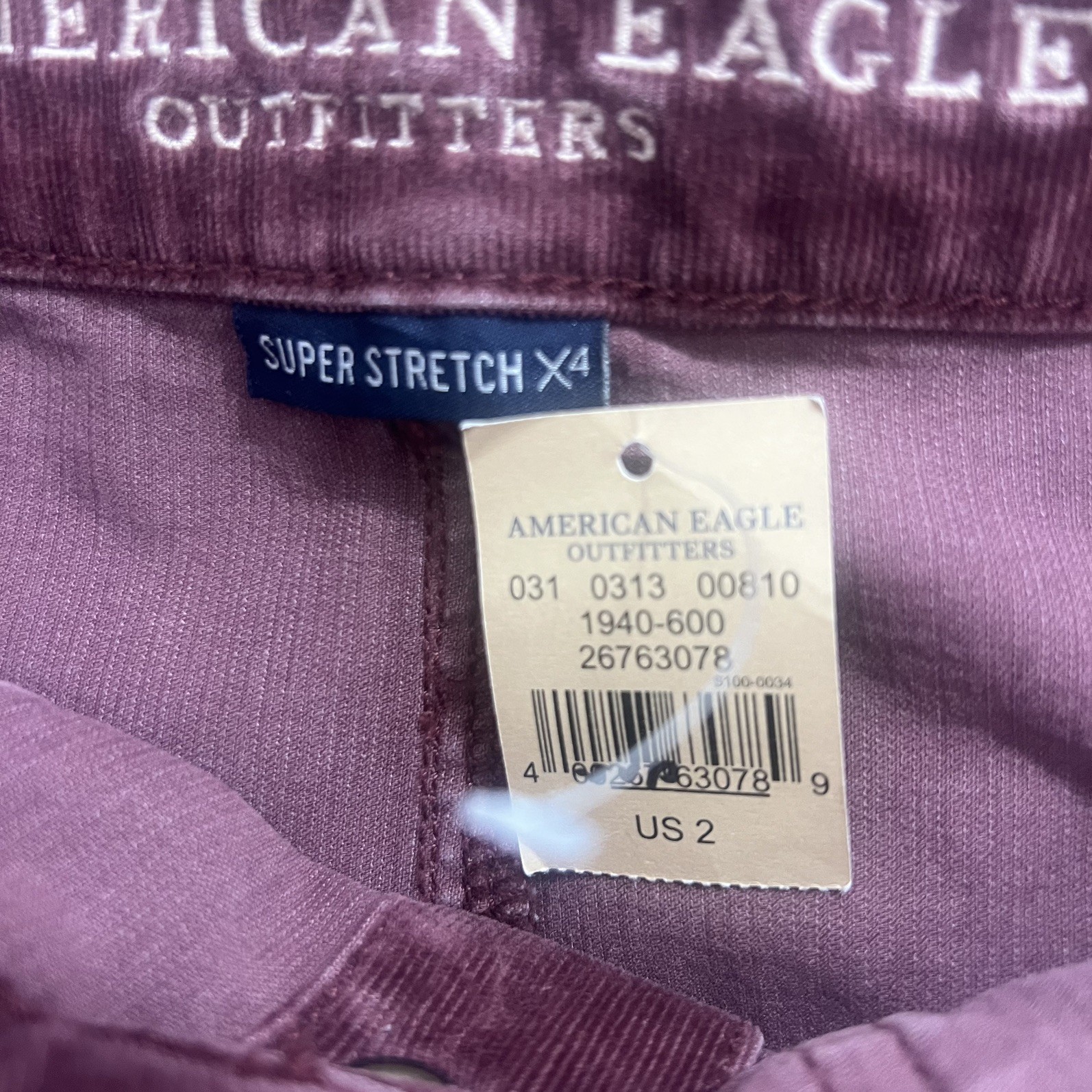 American Eagle New With Tag Women’s Corduroy Mini Skirt Burgundy Size 2 Retro