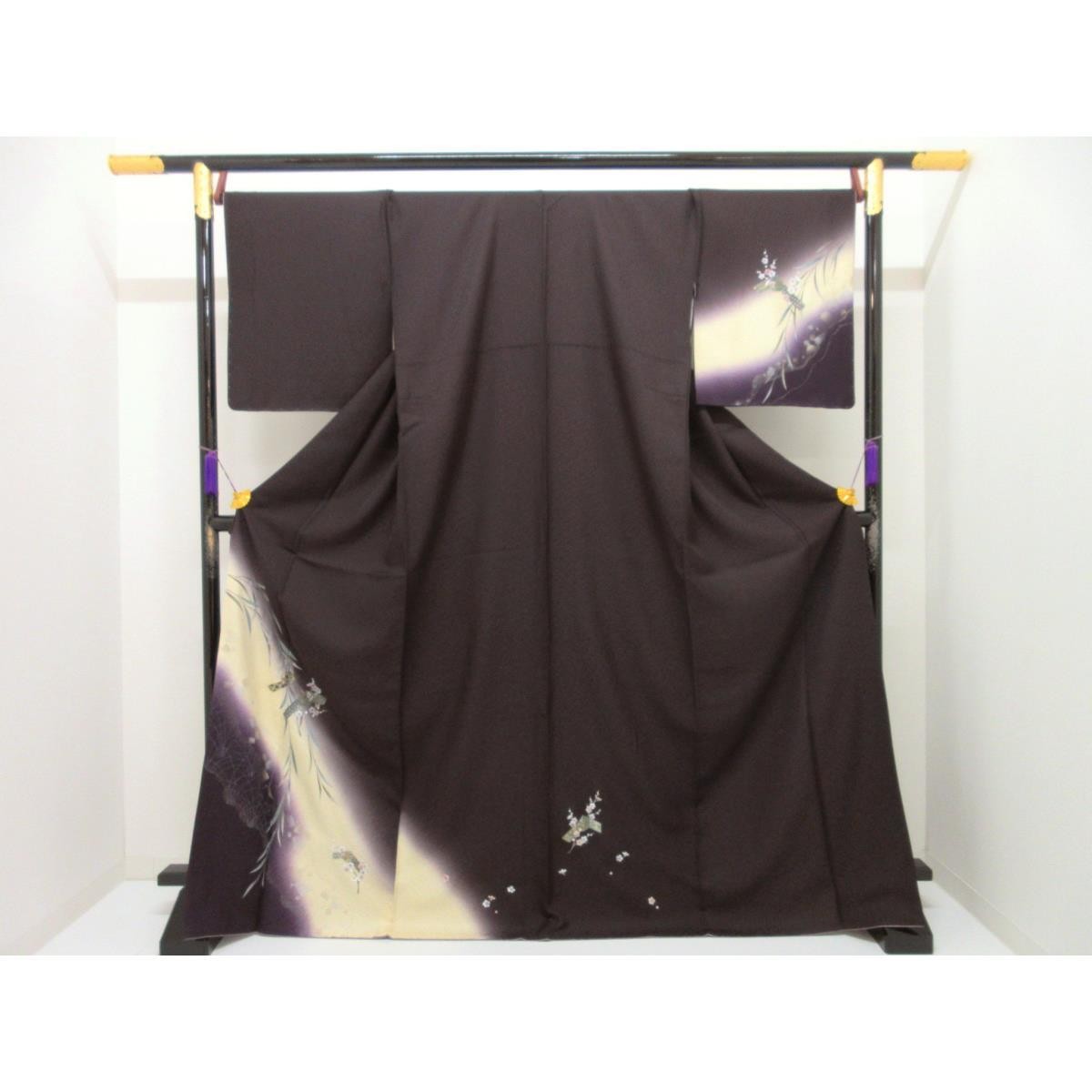 Authentic [Unused] JAPANESE KIMONO, Yuzen dyeing with gold leaf processing a…