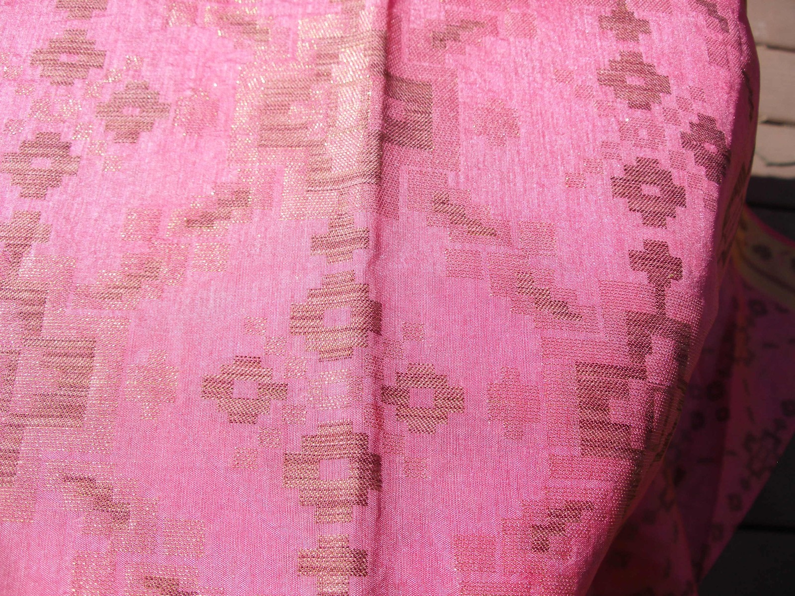 NEW SILK SARI WITH ZARI AND PINK COLOR