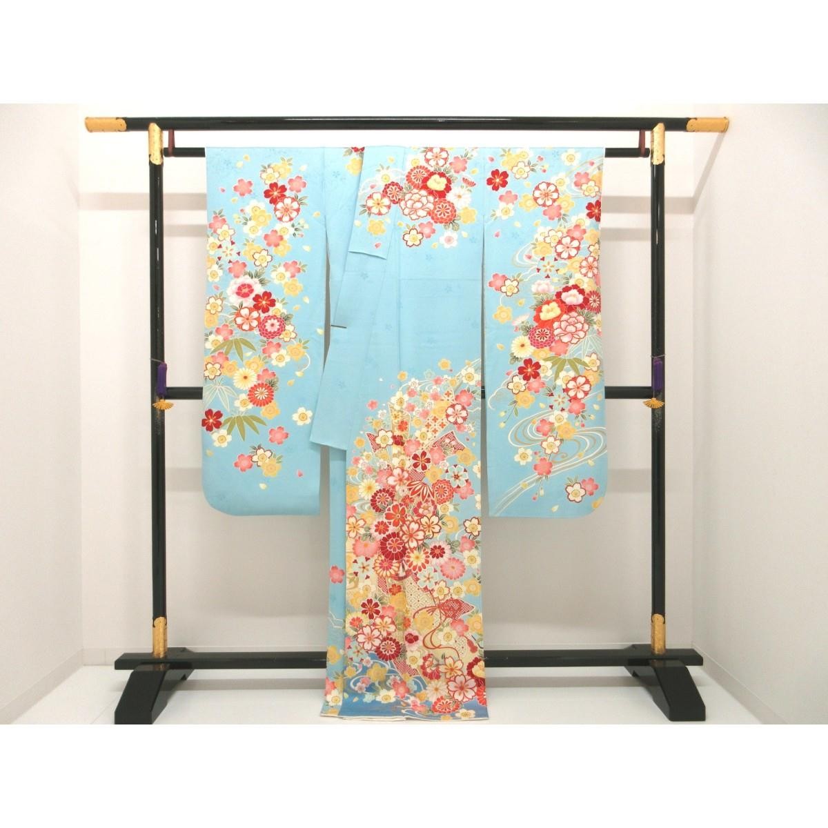 Authentic Japanese Kimono, Yuzen dyeing with gold leaf and gradation dyeing….