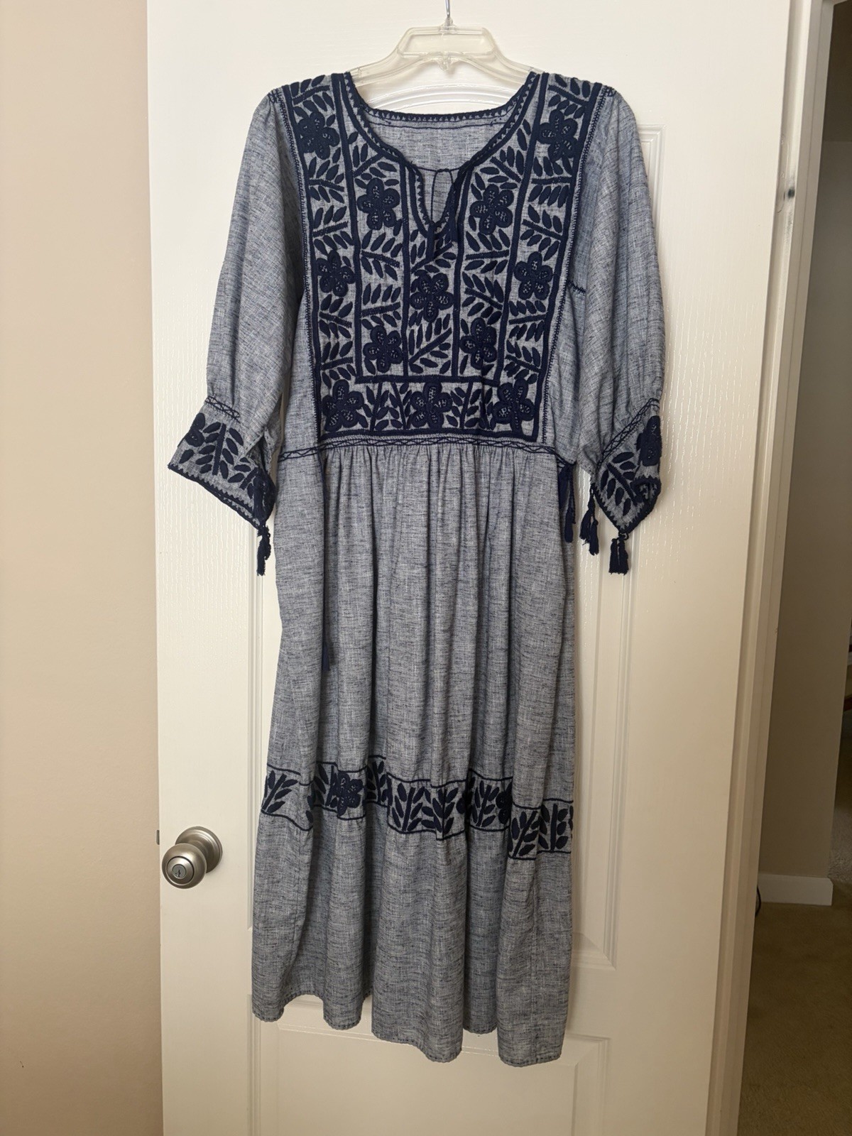 Mexican Hand Crafted Dress From Chiapas Región