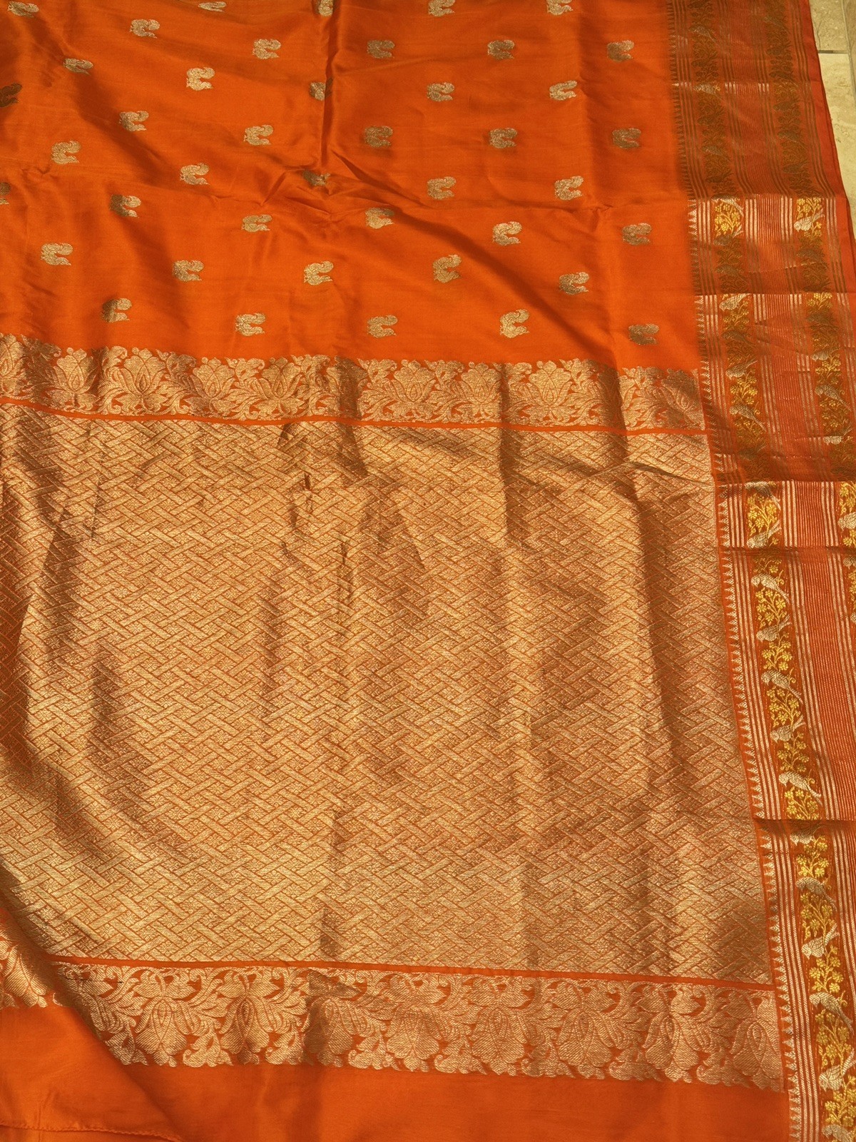 INDIA/PAKISTANI/BOLLYWOOD/WEDDING/FESTIVE WEAR VENKATAGIRI SILK SAREE