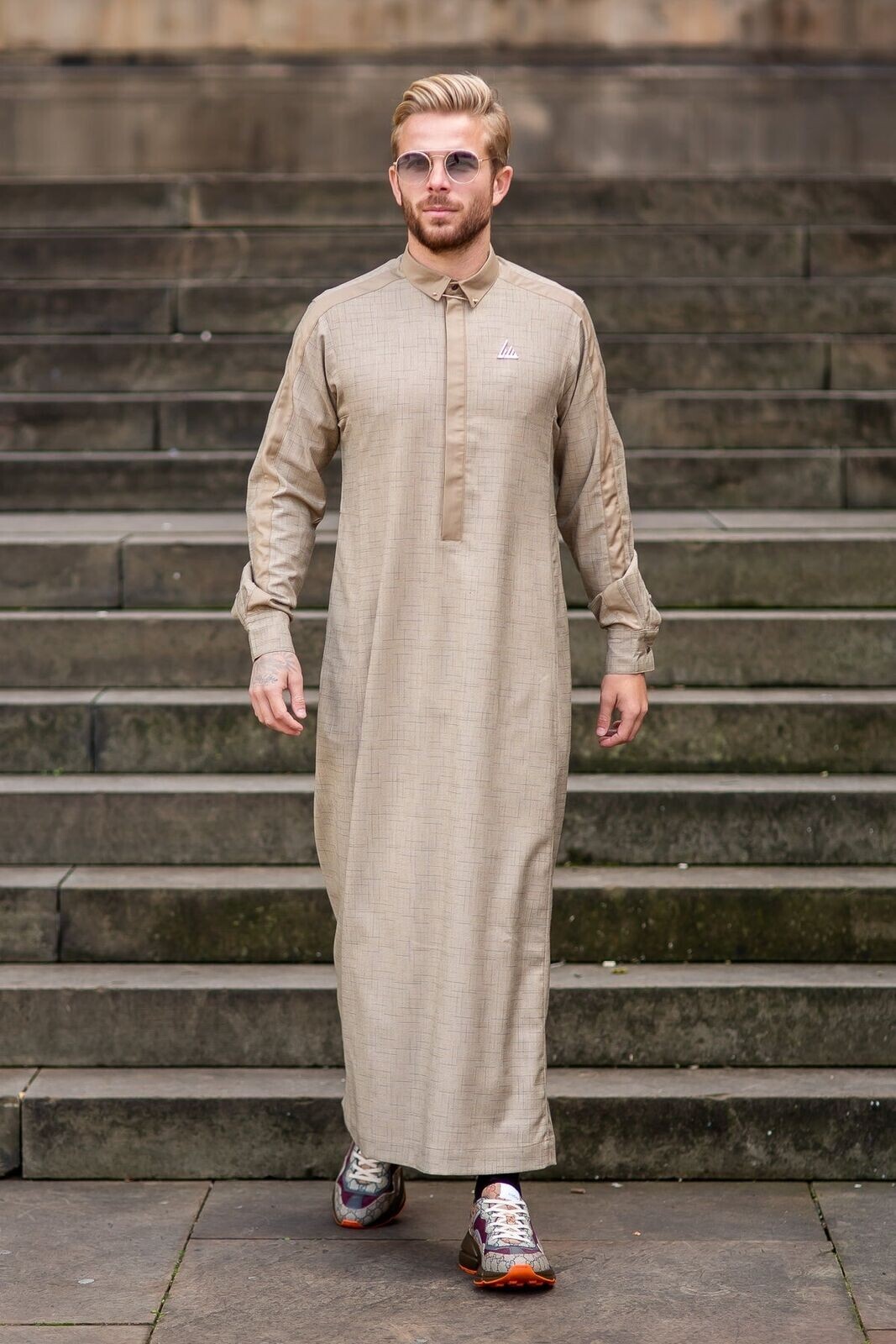 LAWUNG Al-Ameer Adult Men’s Thobe Modern Design Gold Arabian Jubbah AA23001