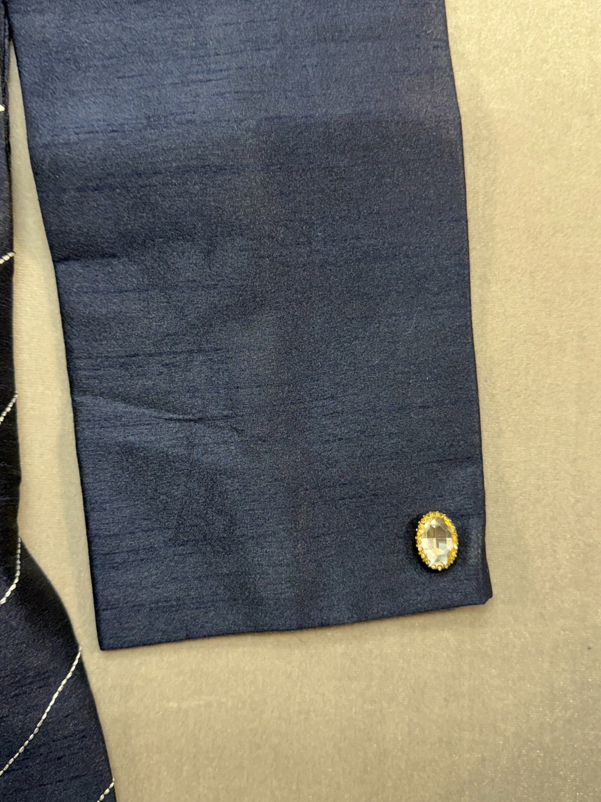 New Navy Blue South Asian Kurta Size 32 Gold Buttons