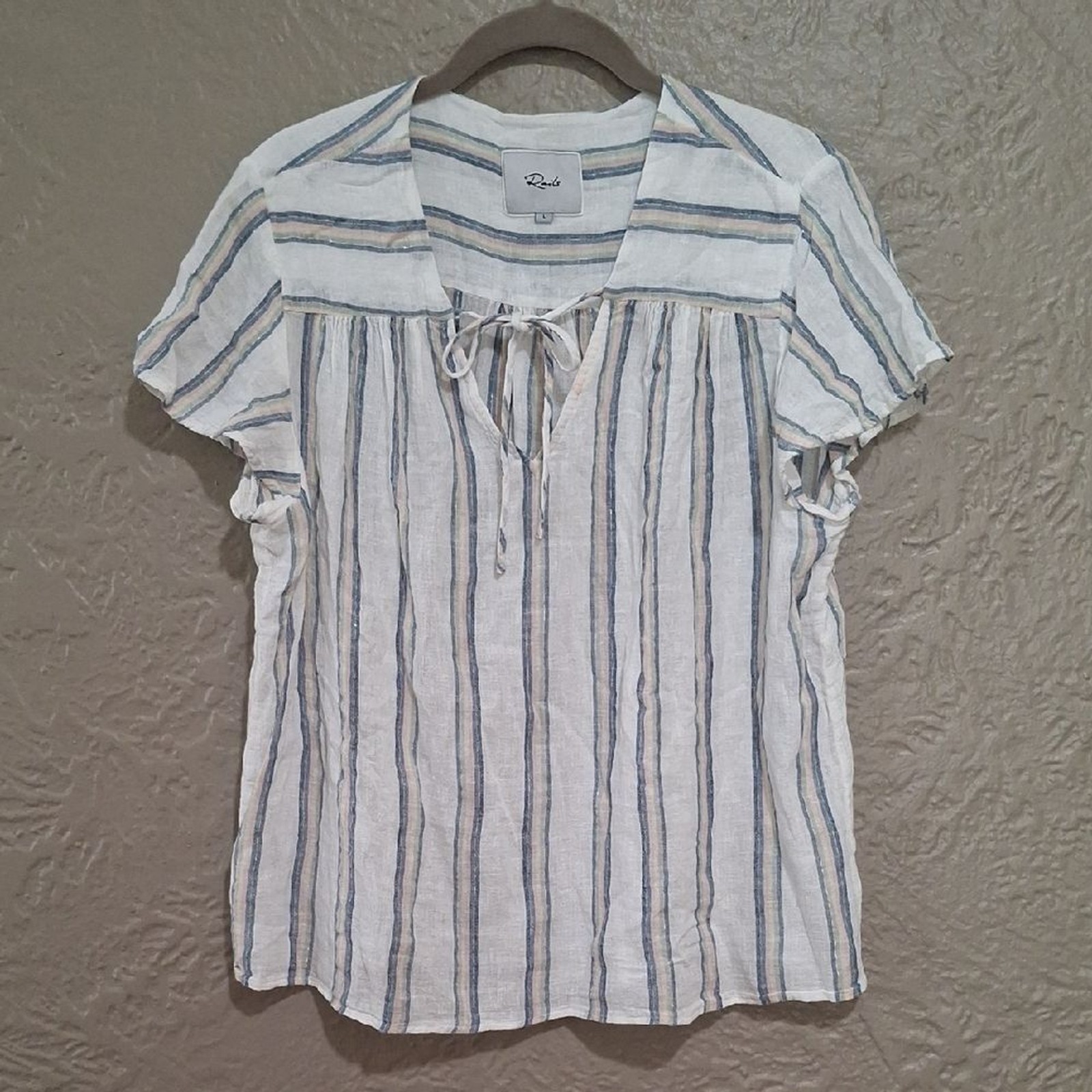 Rails Wome’s White and Blue Striped Blouse Size L