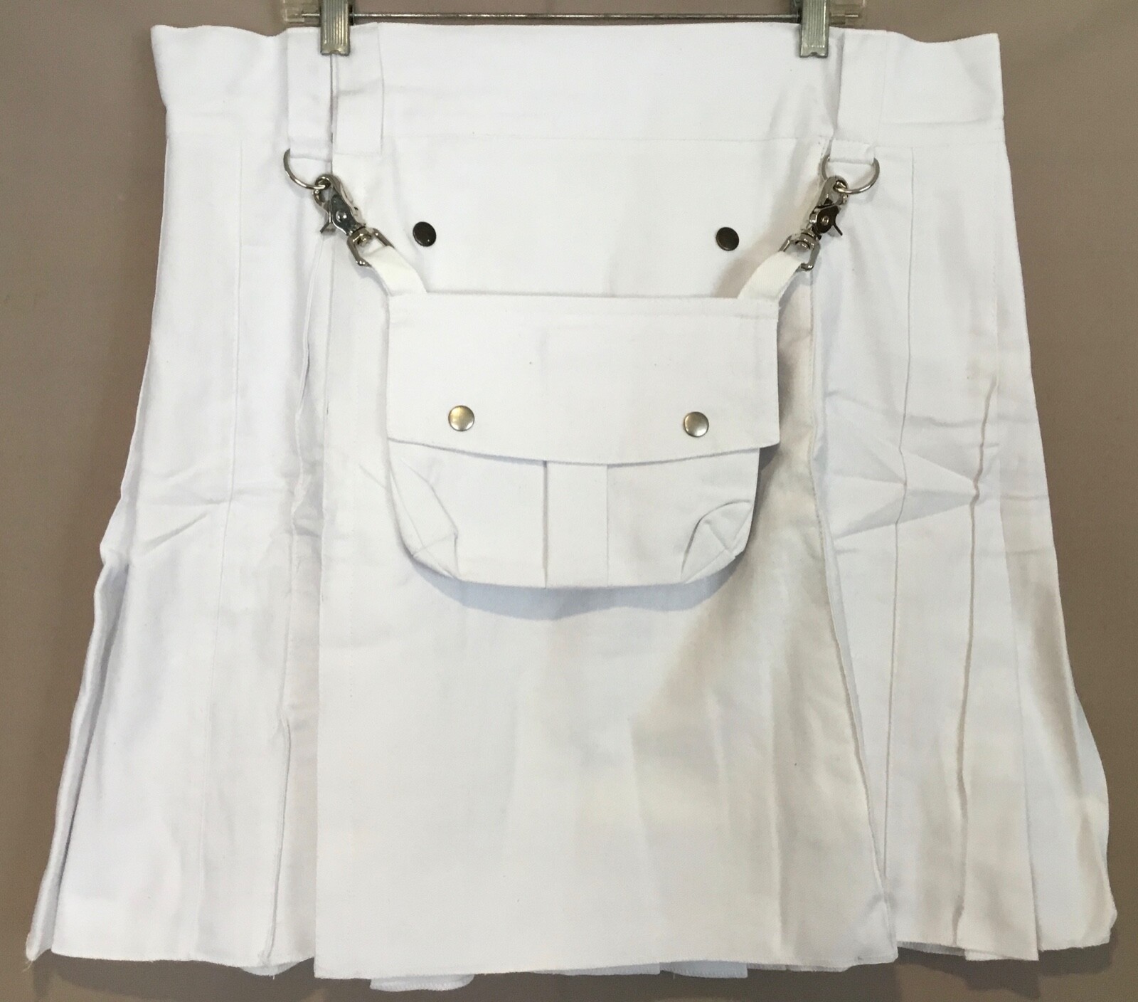 AmeriKilt – Original American Made Contemporary Kilt – WHITE – NEW – 42/22