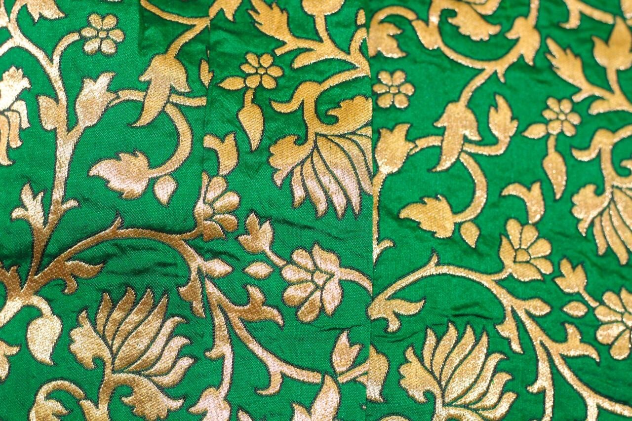 Indian Pakistani Gold Suit with Silk Jamawar Green Pants – Size 46/2XL