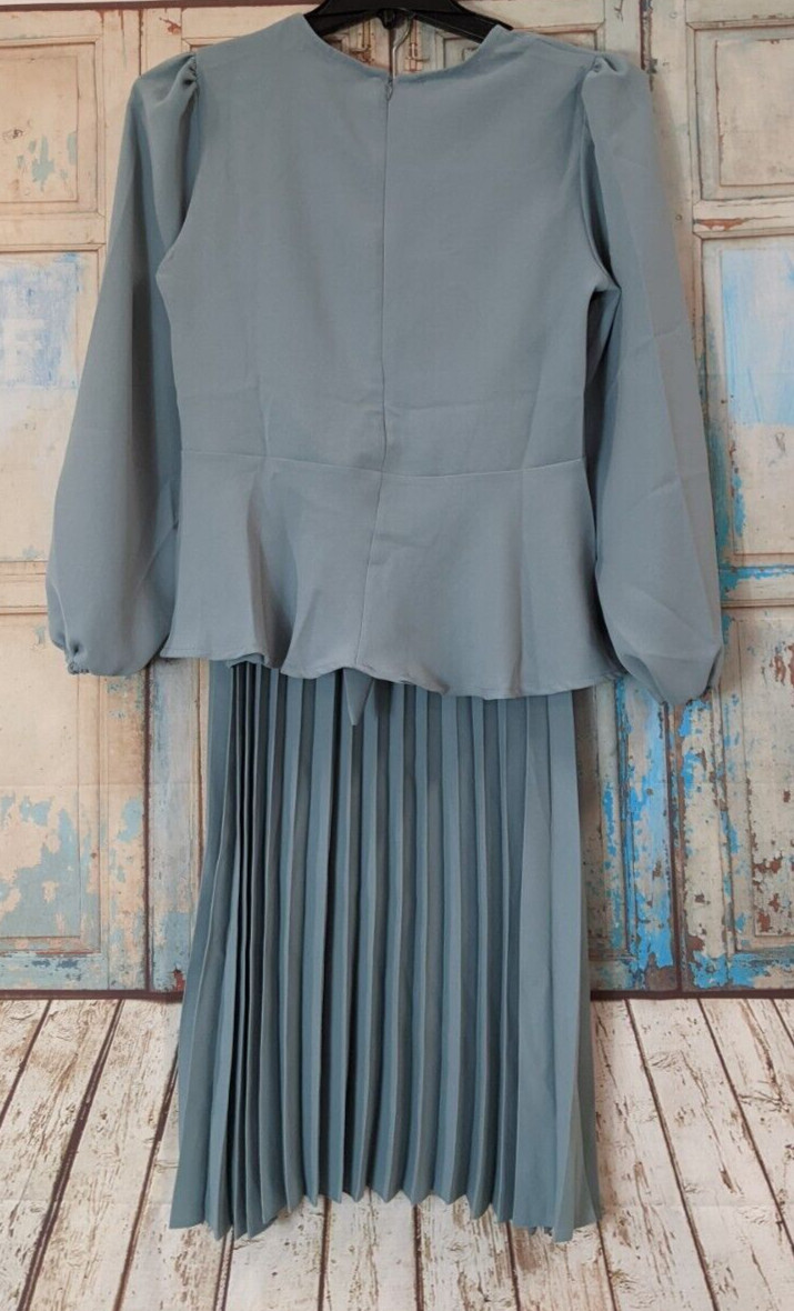 Shrup Womens Size Small Blue Modern Islamic Pleated Skirt Suit Dress 2 Piece