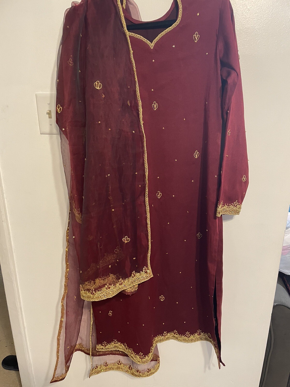 Pakistani Indian Shalwar Kameez Wedding Eid Ethnic Ramzan Maroon And Golden 3pc