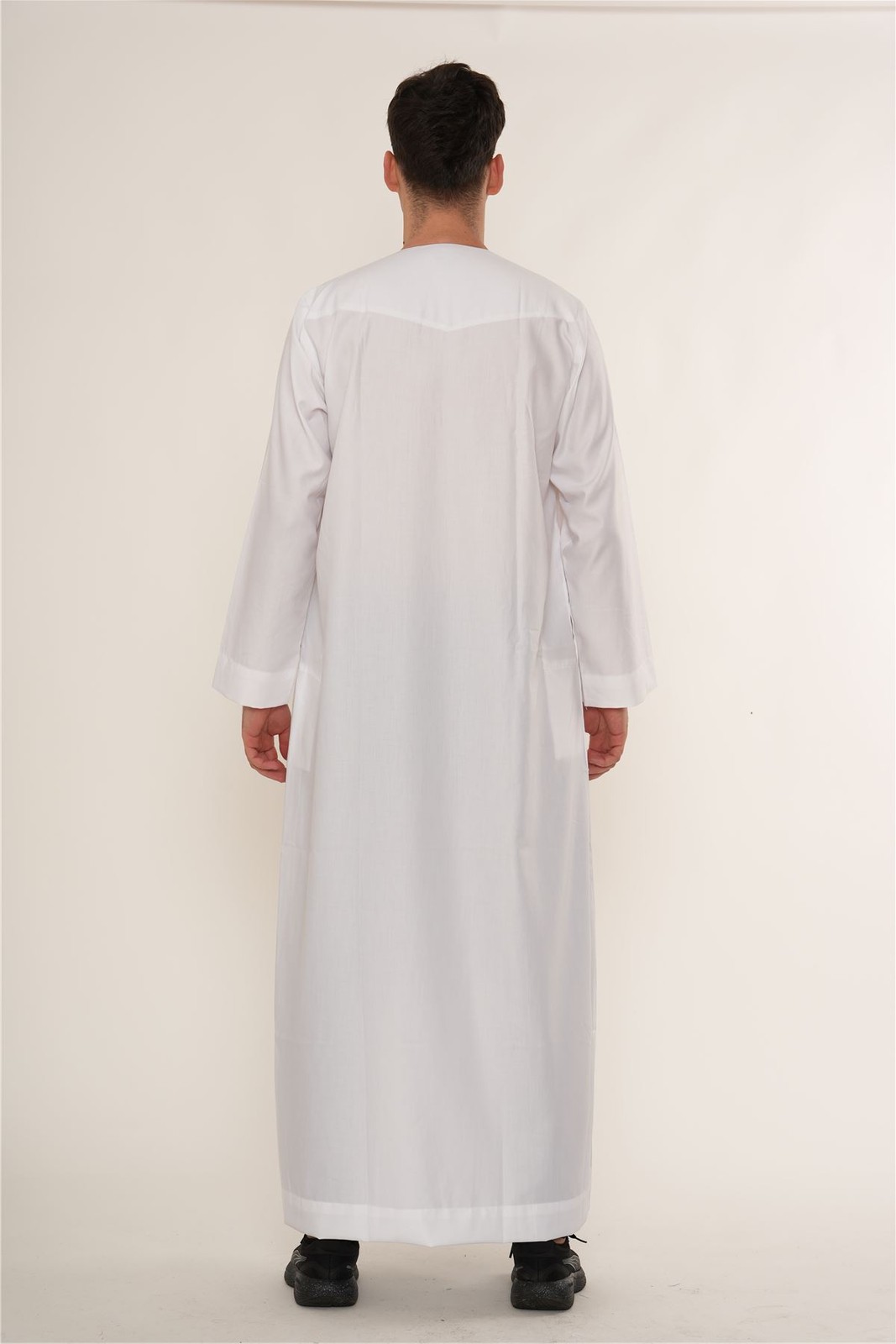 Men White Thobe Emirati Omani Jubba Islamic Clothing Embroidery Muslim Tassel