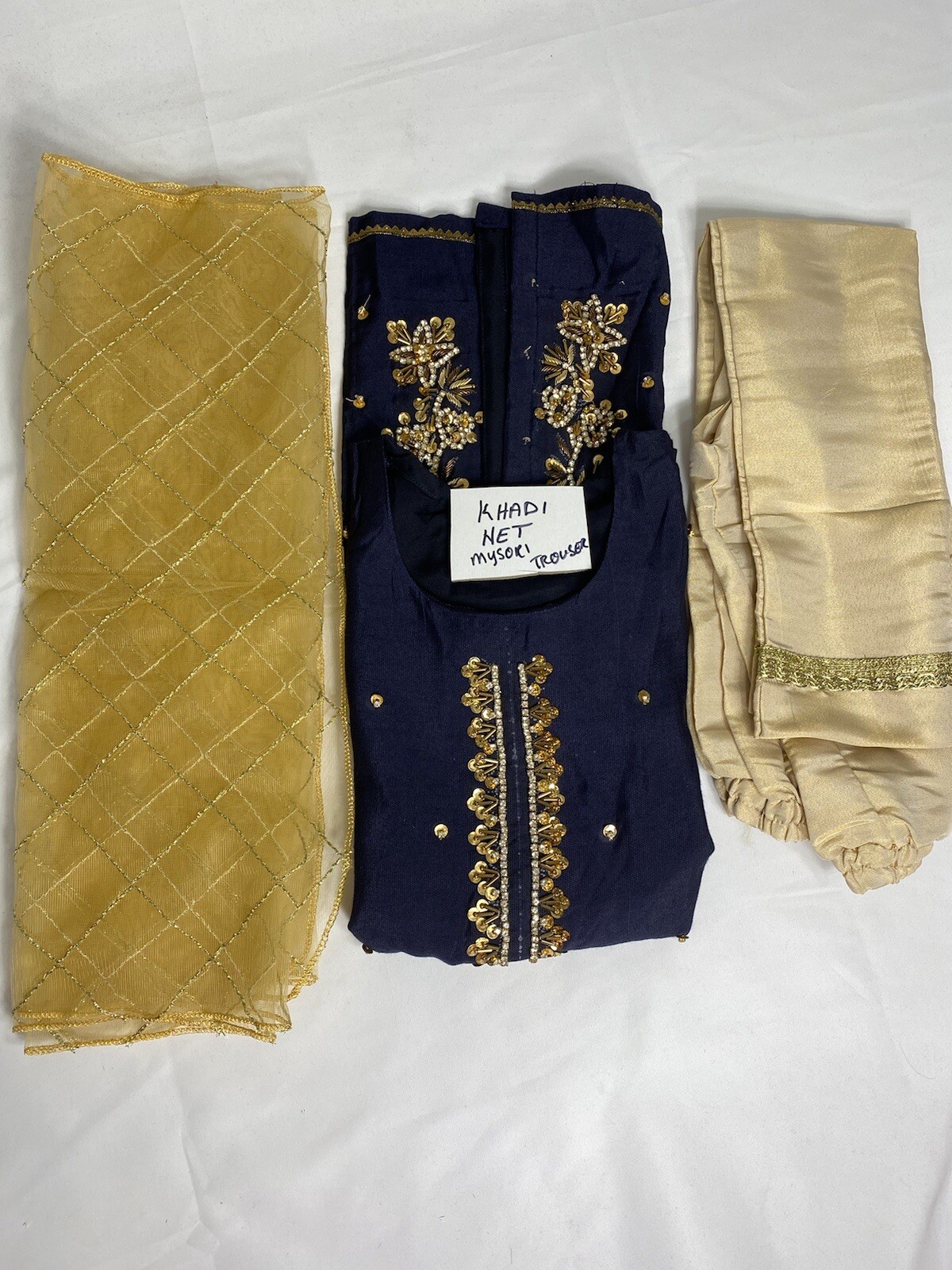 Little girls khaadi net hand embroidery kameez shalwar 7 years size 34