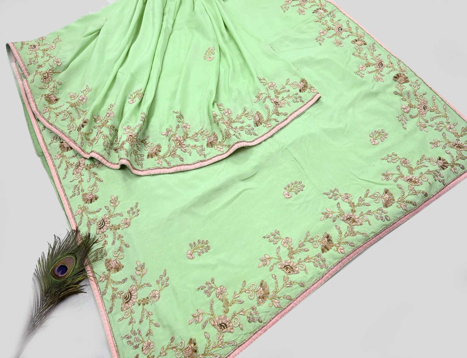 Pre-owned Sari Green Pure Chanderi Silk Hand Embroidered Anamika Khanna saree