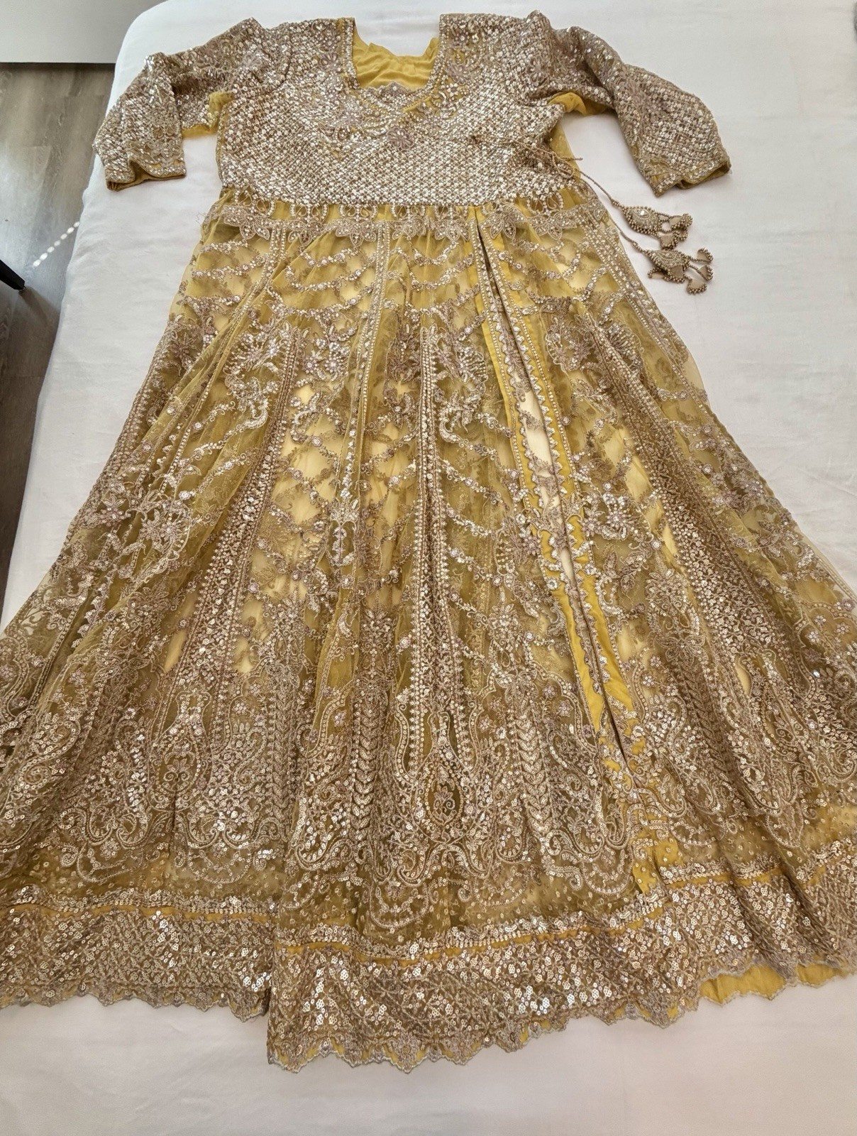 original FAIZA SAQLAIN size XL / XXL BUST 23” / 46” Fancy Salwar KAMEEZ “NEORA”
