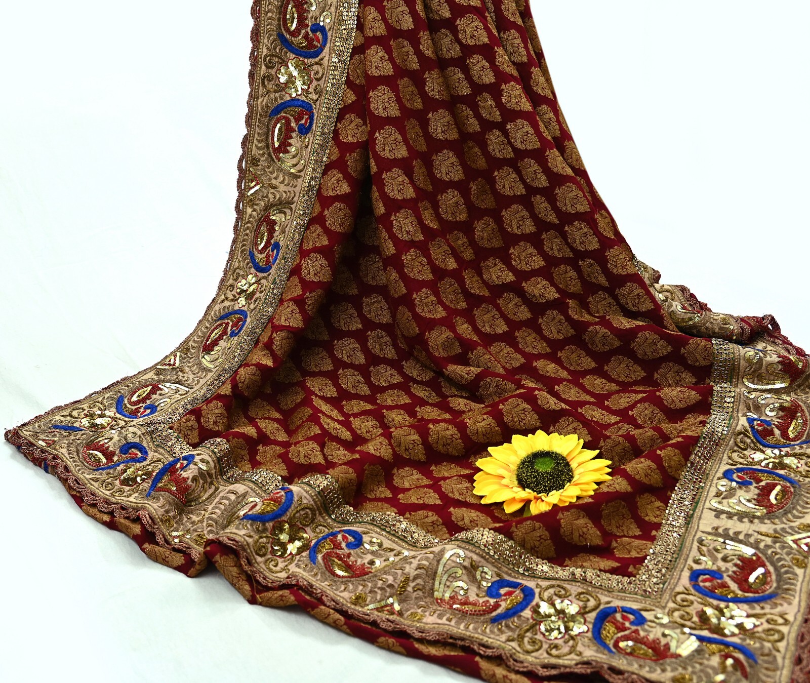 Pre-Owned Sari Georgette Silk Hand Embroidered Designer Manish Malhotra Sarees