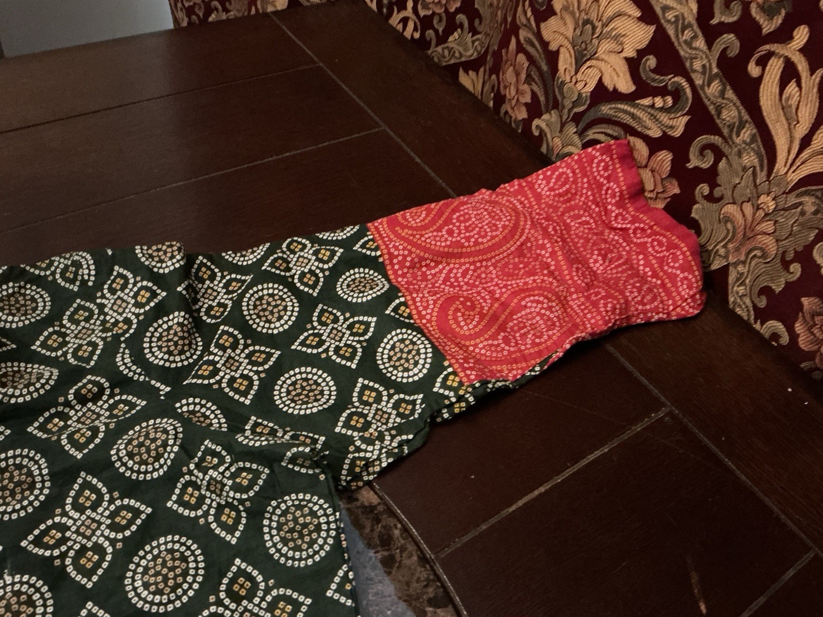 Cotton Paisley Flower salwar kameez with dupatta Set, 46” Bust, 35” Long, Great