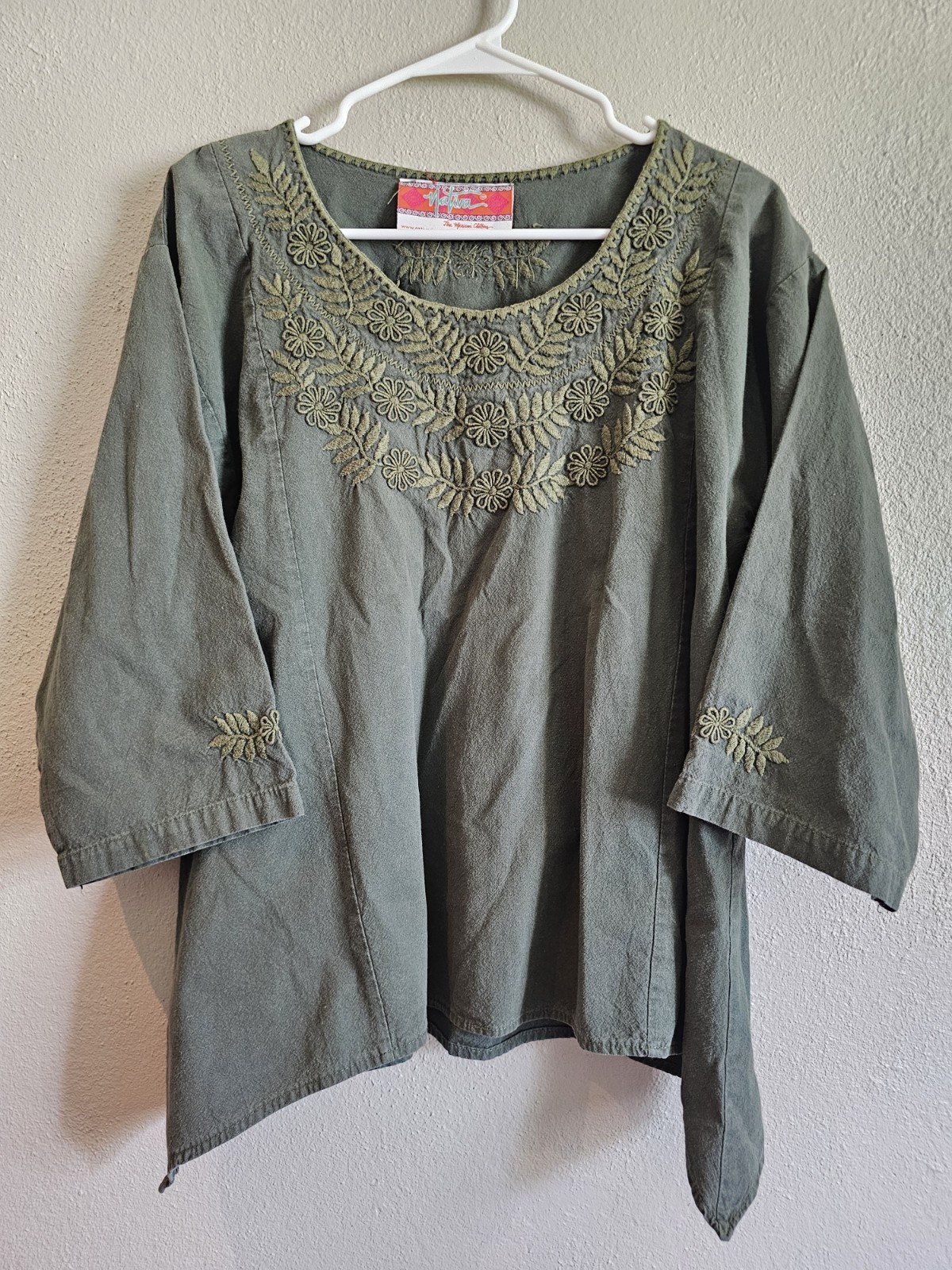 Nativa Hand Embroidered Mexican Peasant Blouse Green Cotton Tunic Boho Woman’s L