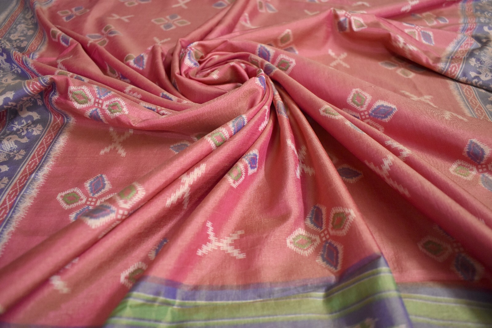 FNC Vintage Saree Pink Sambhalpuri Hand Woven Ikat Printed Silk Sari Fabric 5YD