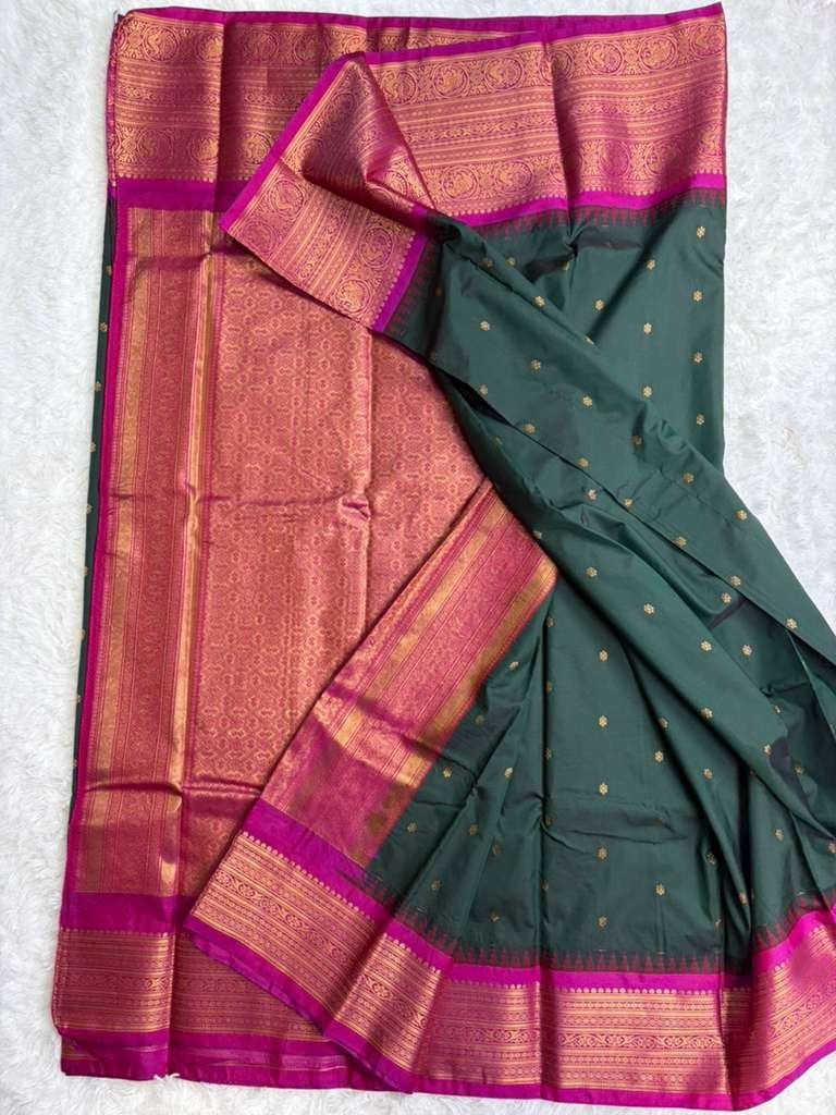 Handloom Gadwal Silk Saree with Ready-to-Wear Blouse Size 42– Adjustable to 46