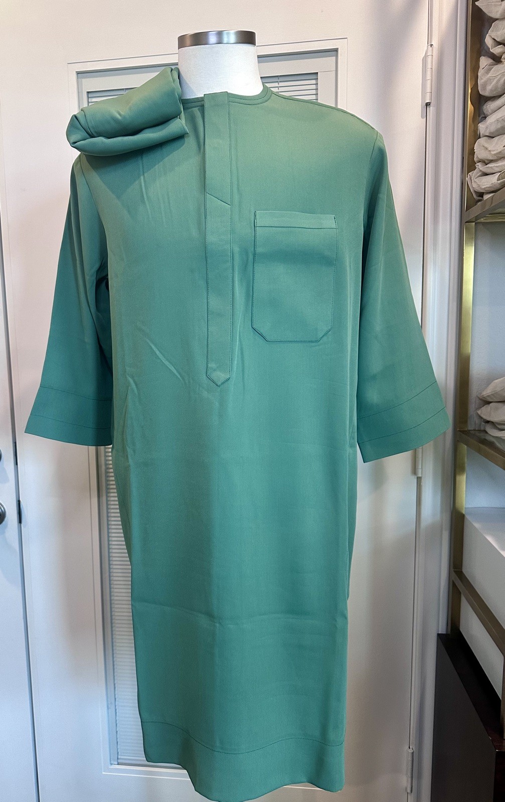 2pc set of high quality African/Nigerian inspired Kaftan in 3/4 sleeves . size L