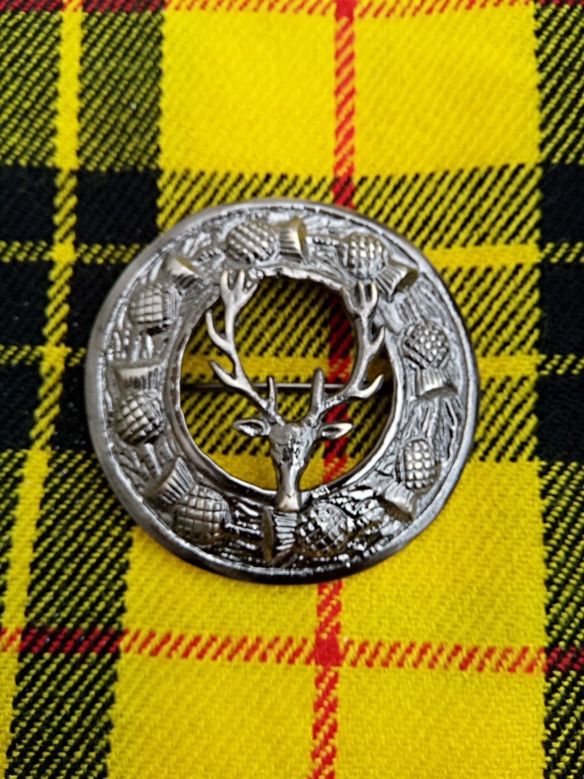 Scottish Stag Head Fly Plaid Kilt Brooch In Silver Antique Finish Size 3″ Inches