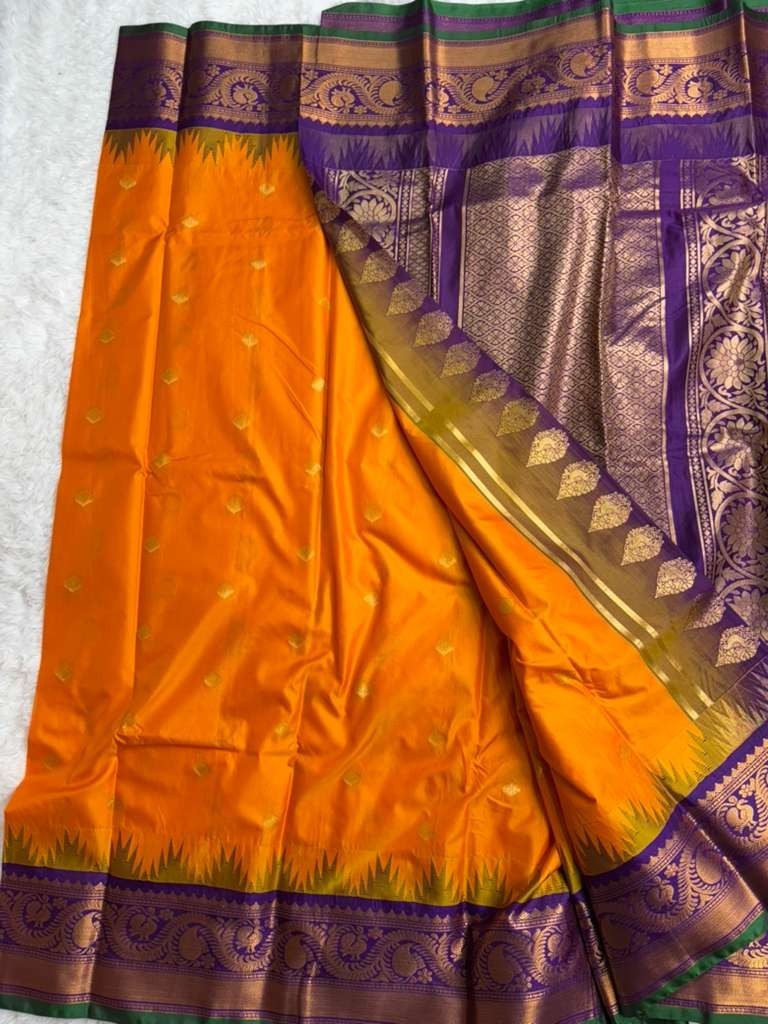 Handloom Gadwal Silk Saree with Ready-to-Wear Blouse Size 42– Adjustable to 46