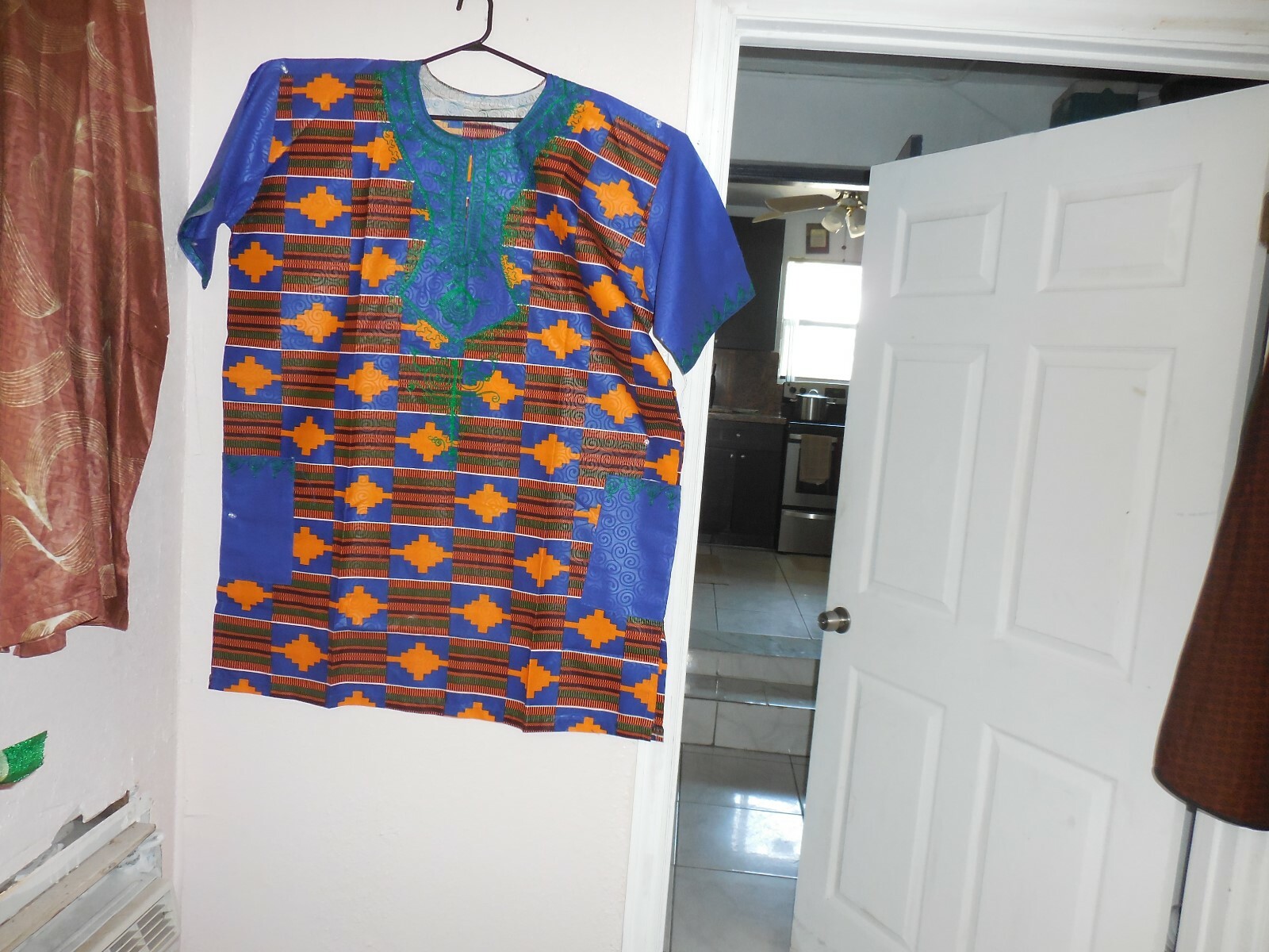 AUTHENTIC EMBRODARY FRONT AND BACK AFRICAN BRAND NEW MEN DANSHIKI ANKARA WAX